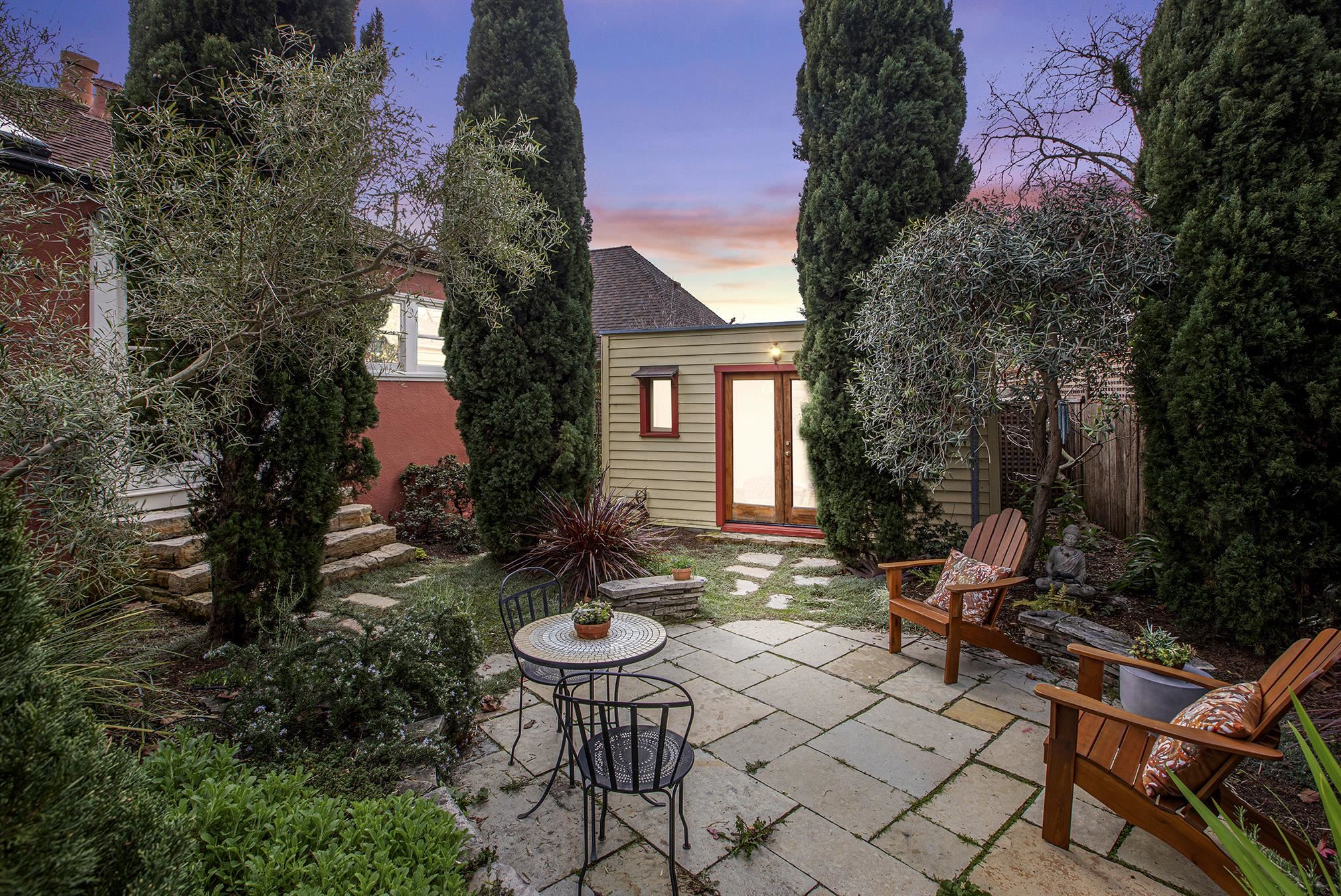 Detail Gallery Image 35 of 54 For 1809 Hopkins St, Berkeley,  CA 94707 - 2 Beds | 2 Baths