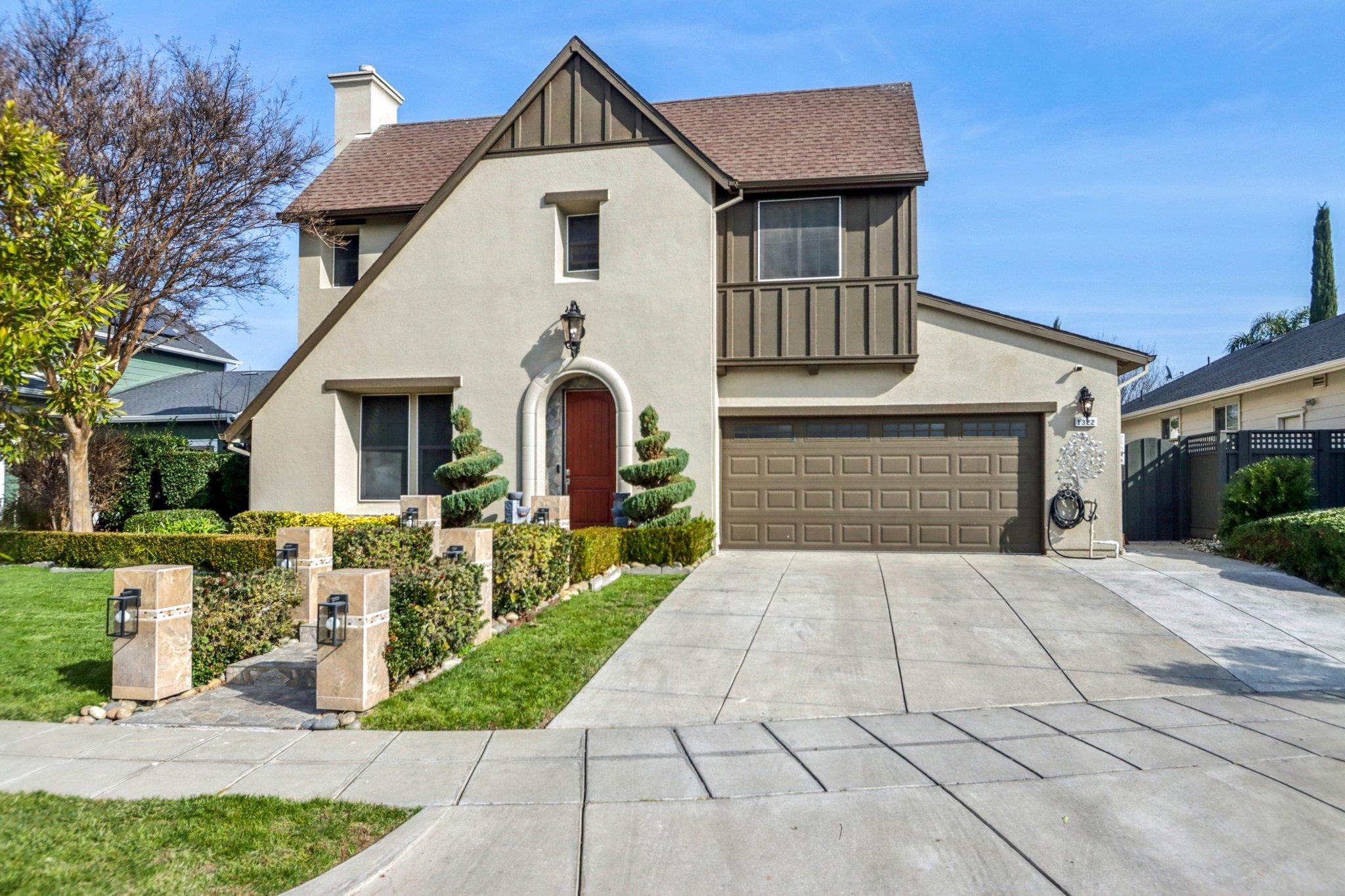 Detail Gallery Image 4 of 60 For 1322 Cottage Grove Court, Tracy,  CA 95377 - 4 Beds | 4 Baths