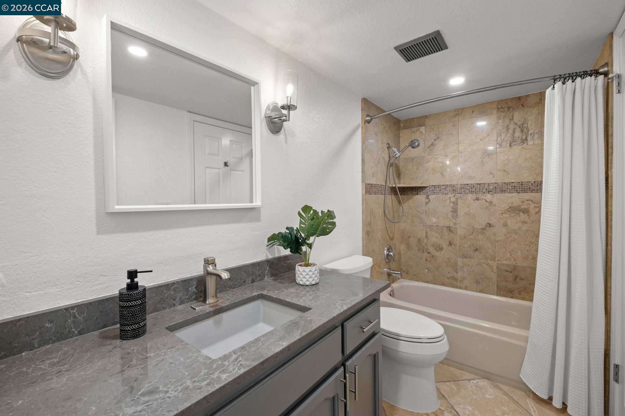 Detail Gallery Image 21 of 51 For 1304 Fountain Springs Cir, Danville,  CA 94526 - 4 Beds | 3 Baths