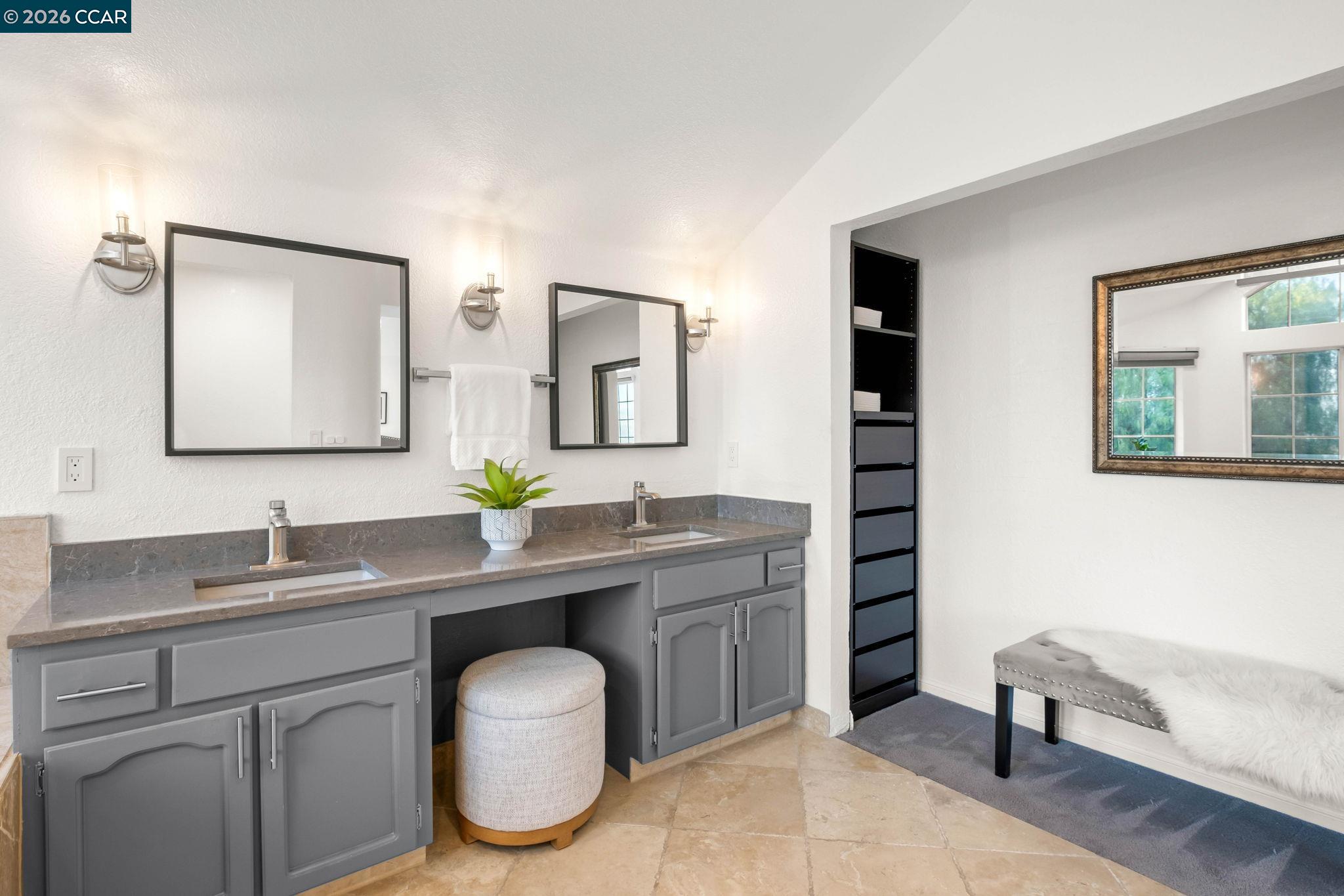 Detail Gallery Image 28 of 51 For 1304 Fountain Springs Cir, Danville,  CA 94526 - 4 Beds | 3 Baths