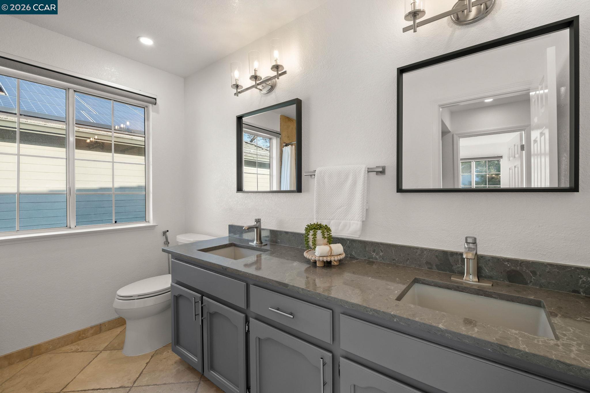 Detail Gallery Image 33 of 51 For 1304 Fountain Springs Cir, Danville,  CA 94526 - 4 Beds | 3 Baths