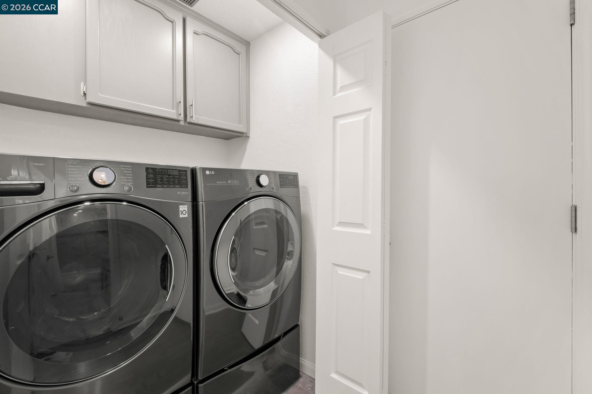 Detail Gallery Image 34 of 51 For 1304 Fountain Springs Cir, Danville,  CA 94526 - 4 Beds | 3 Baths