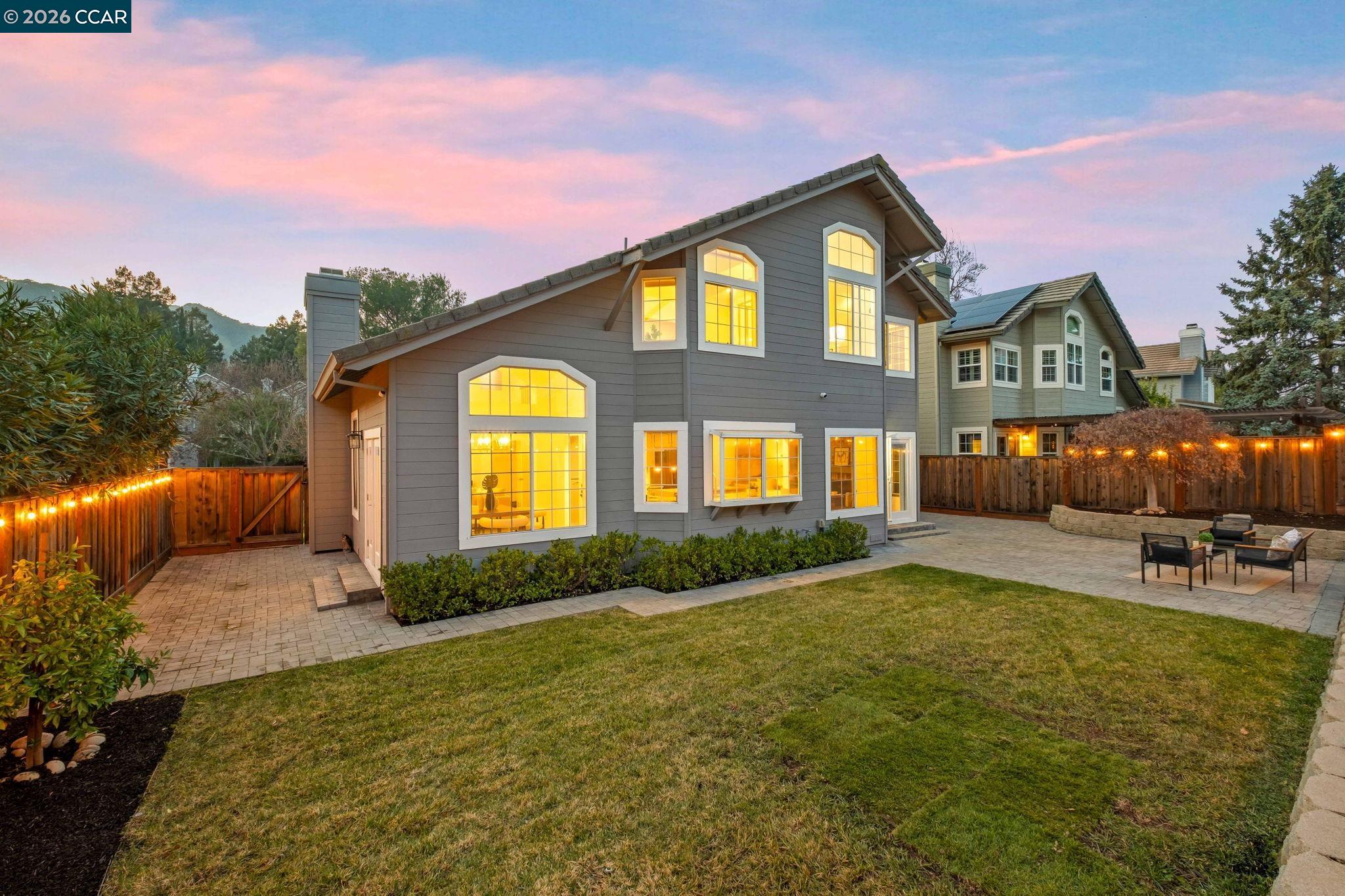 Detail Gallery Image 41 of 51 For 1304 Fountain Springs Cir, Danville,  CA 94526 - 4 Beds | 3 Baths