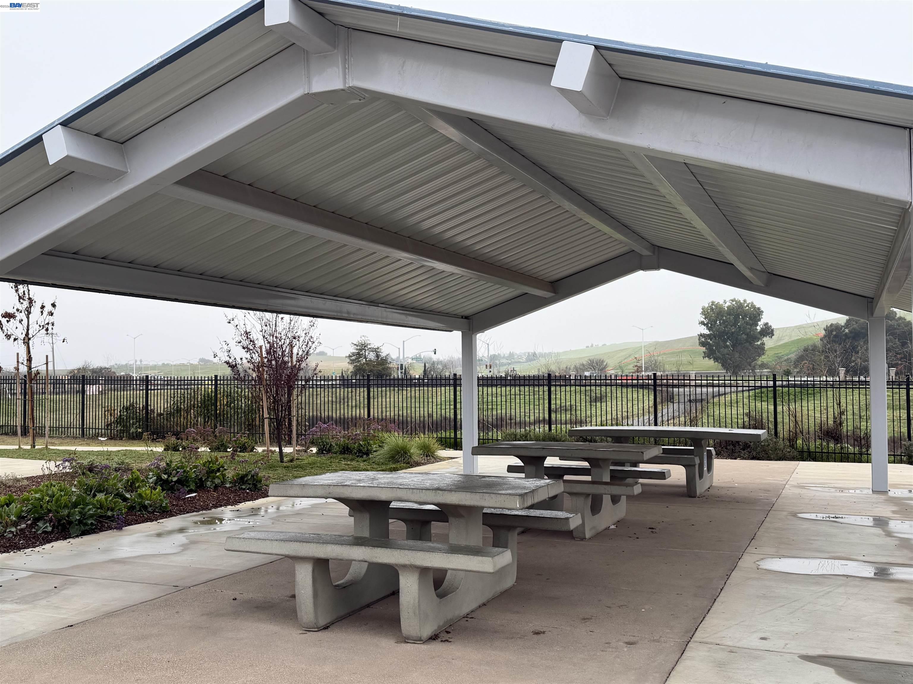 Detail Gallery Image 36 of 39 For 5390 Shenandoah Valley Ln, Antioch,  CA 94531 - 4 Beds | 3 Baths