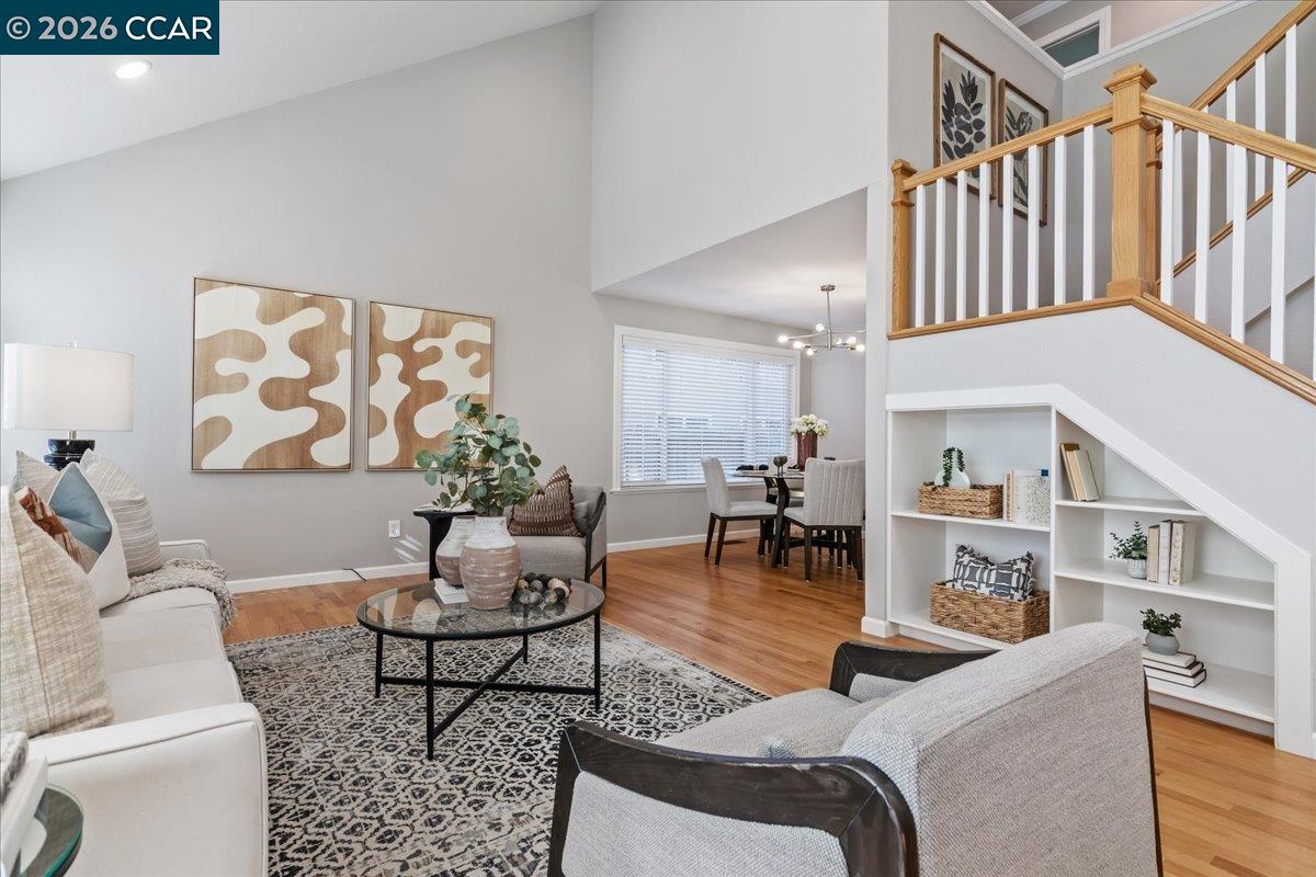 Detail Gallery Image 2 of 41 For 587 El Capitan Dr, Danville,  CA 94526 - 4 Beds | 3 Baths