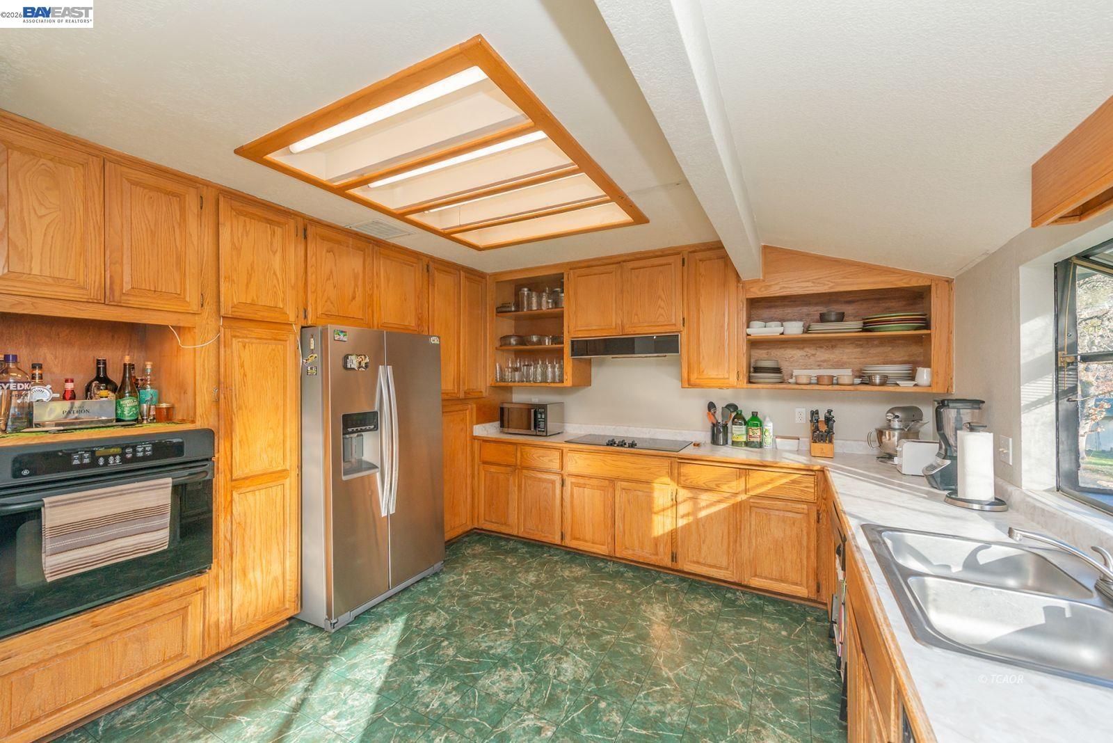 Detail Gallery Image 20 of 60 For 1476 Poker Bar Rd, Douglas City,  CA 96024 - 4 Beds | 3 Baths