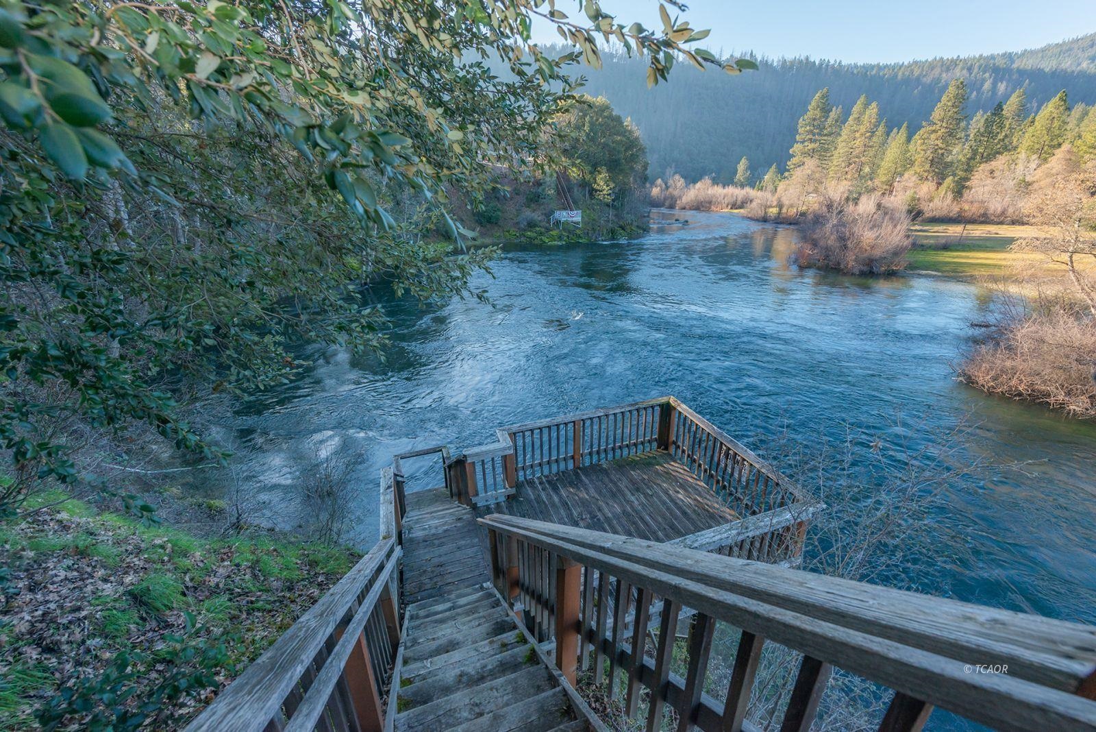 Detail Gallery Image 4 of 49 For 1476 Poker Bar Rd, Douglas City,  CA 96024 - 4 Beds | 3 Baths