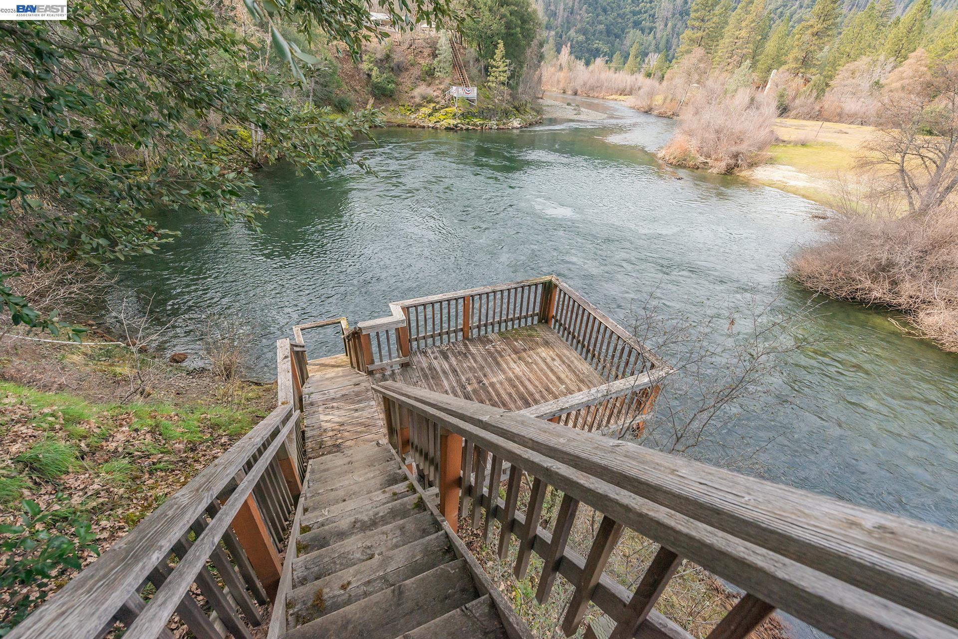 Detail Gallery Image 5 of 60 For 1476 Poker Bar Rd, Douglas City,  CA 96024 - 4 Beds | 3 Baths