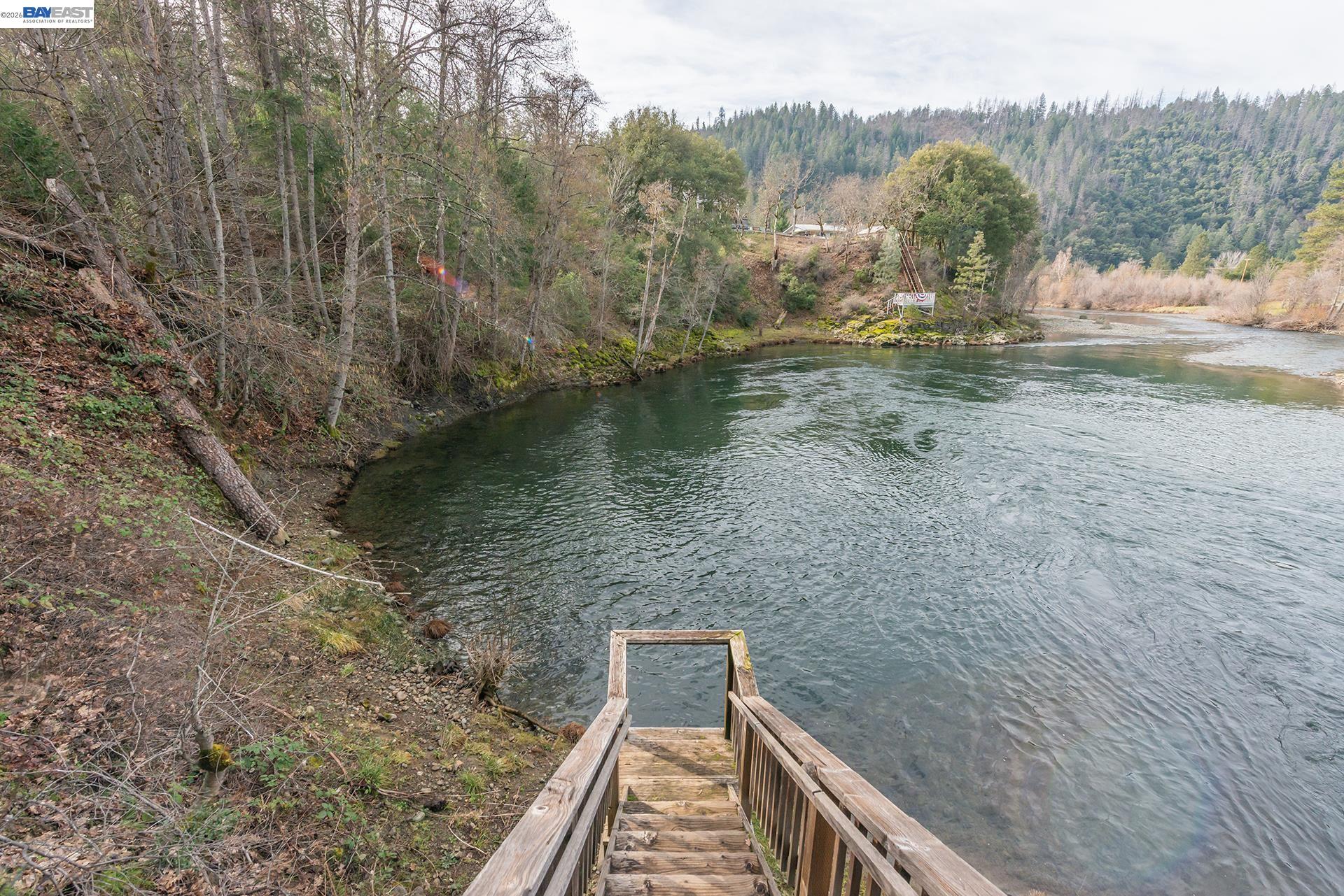 Detail Gallery Image 6 of 60 For 1476 Poker Bar Rd, Douglas City,  CA 96024 - 4 Beds | 3 Baths