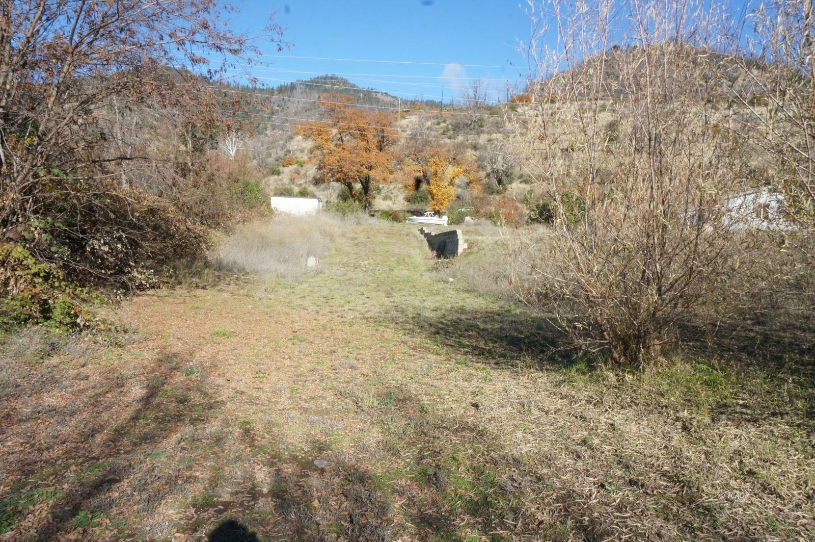 Detail Gallery Image 4 of 11 For 50 Acorn Ln, –,  CA 96048 - – Beds | – Baths