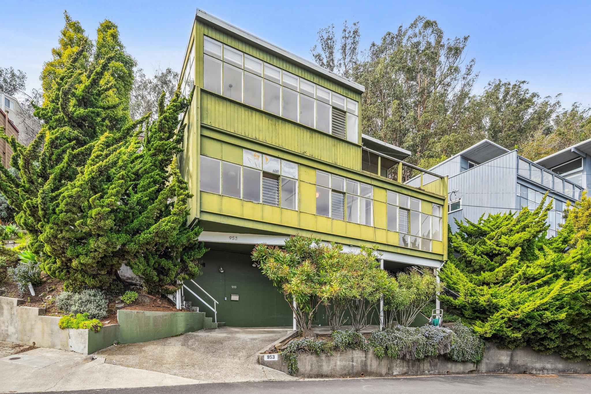 Detail Gallery Image 2 of 48 For 953 Hillside Ave, Albany,  CA 94706 - 3 Beds | 2/1 Baths