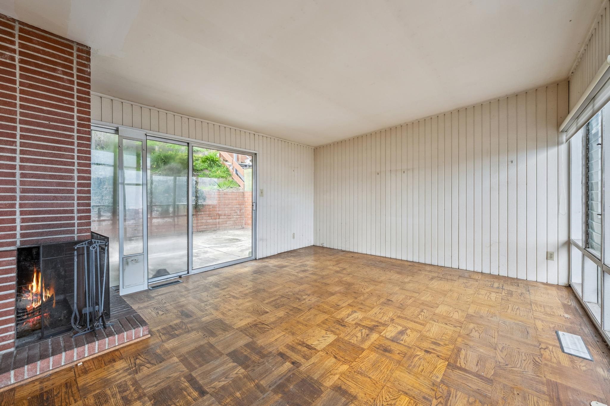 Detail Gallery Image 20 of 48 For 953 Hillside Ave, Albany,  CA 94706 - 3 Beds | 2/1 Baths