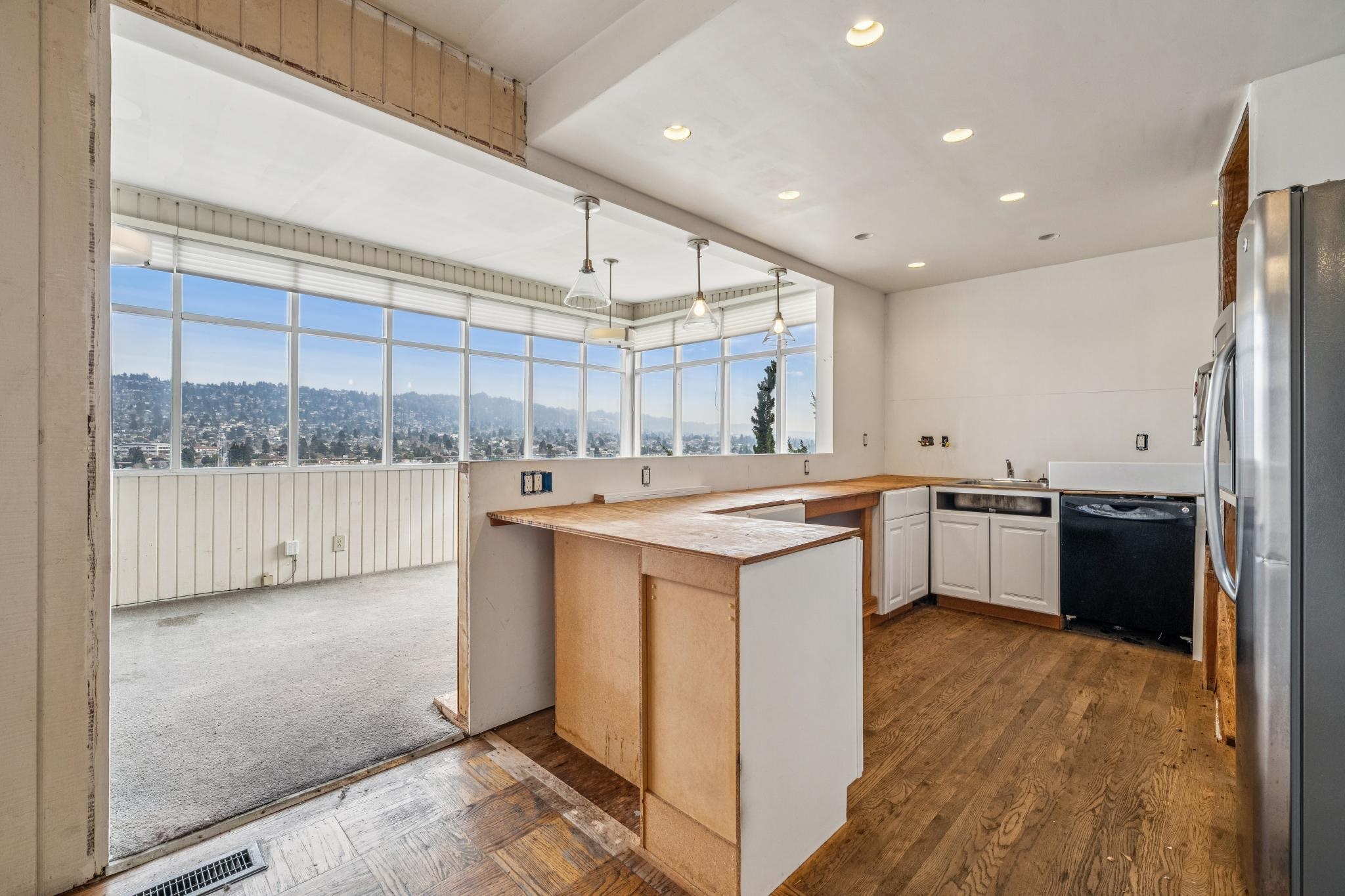 Detail Gallery Image 7 of 48 For 953 Hillside Ave, Albany,  CA 94706 - 3 Beds | 2/1 Baths