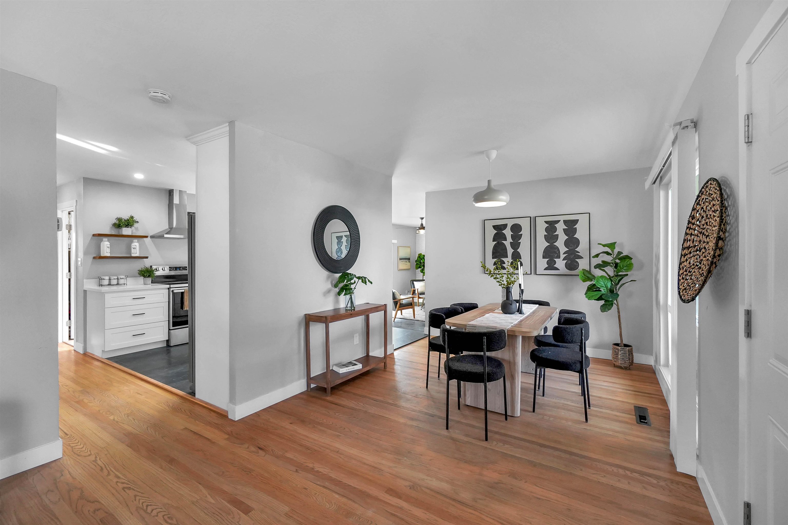 Detail Gallery Image 16 of 55 For 589 Maureen Ln, Pleasant Hill,  CA 94523 - 3 Beds | 2 Baths