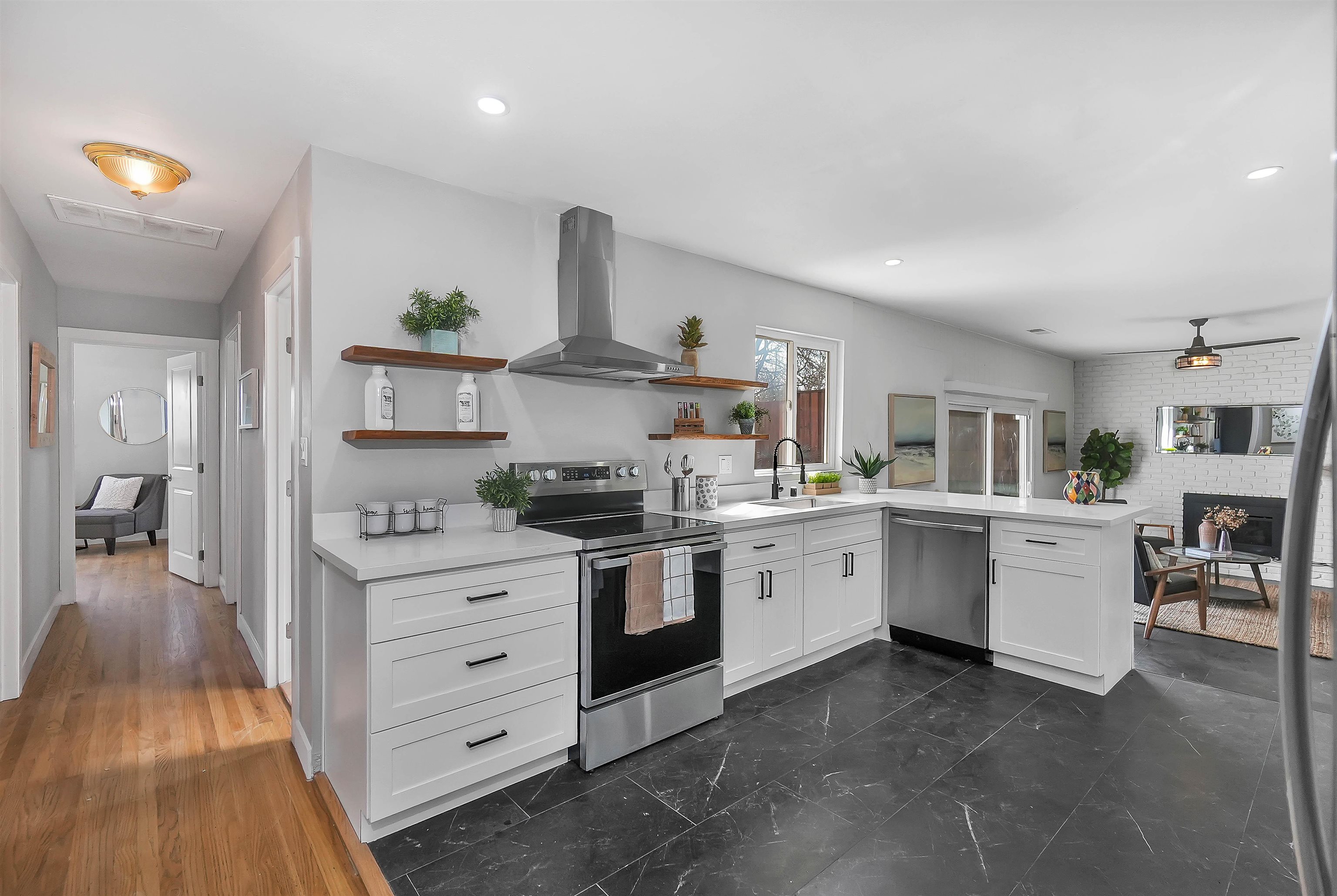 Detail Gallery Image 23 of 55 For 589 Maureen Ln, Pleasant Hill,  CA 94523 - 3 Beds | 2 Baths