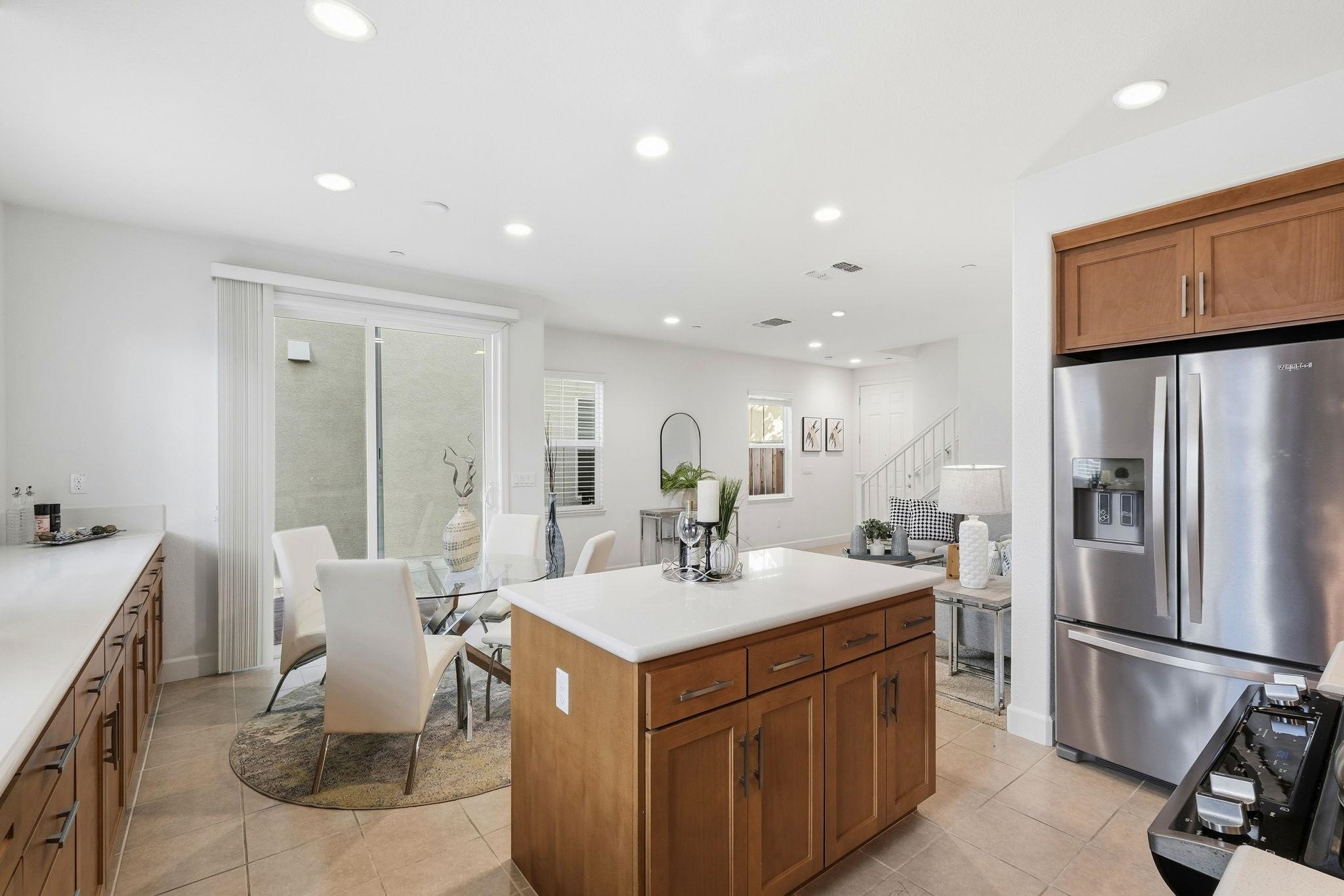 Detail Gallery Image 13 of 45 For 8553 Schooner Way, Newark,  CA 94560 - 4 Beds | 2/1 Baths