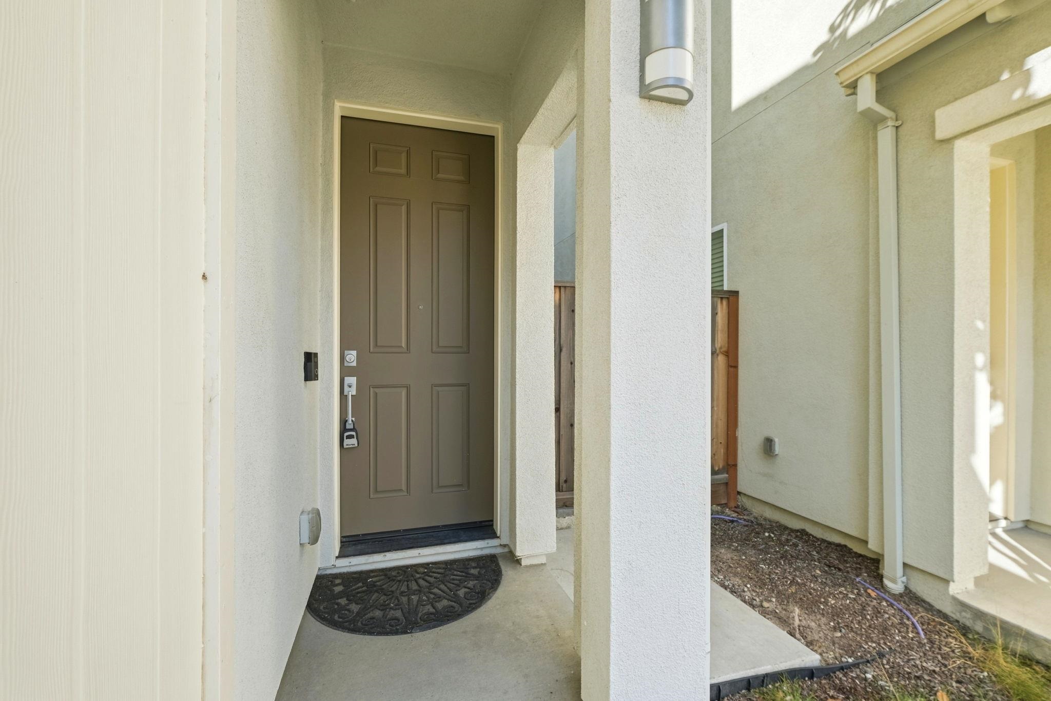 Detail Gallery Image 5 of 45 For 8553 Schooner Way, Newark,  CA 94560 - 4 Beds | 2/1 Baths