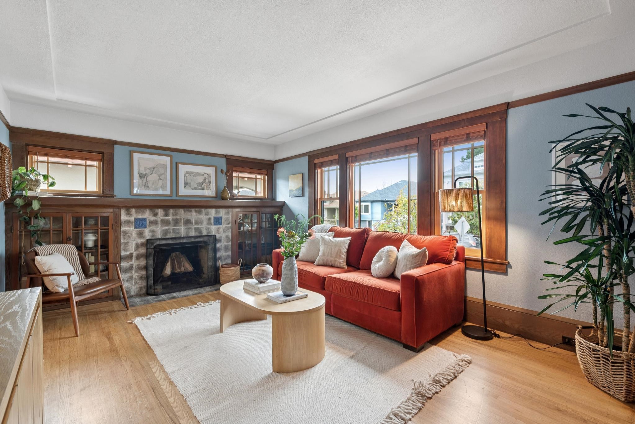 Detail Gallery Image 5 of 45 For 619 62nd St, Oakland,  CA 94609 - 2 Beds | 2 Baths