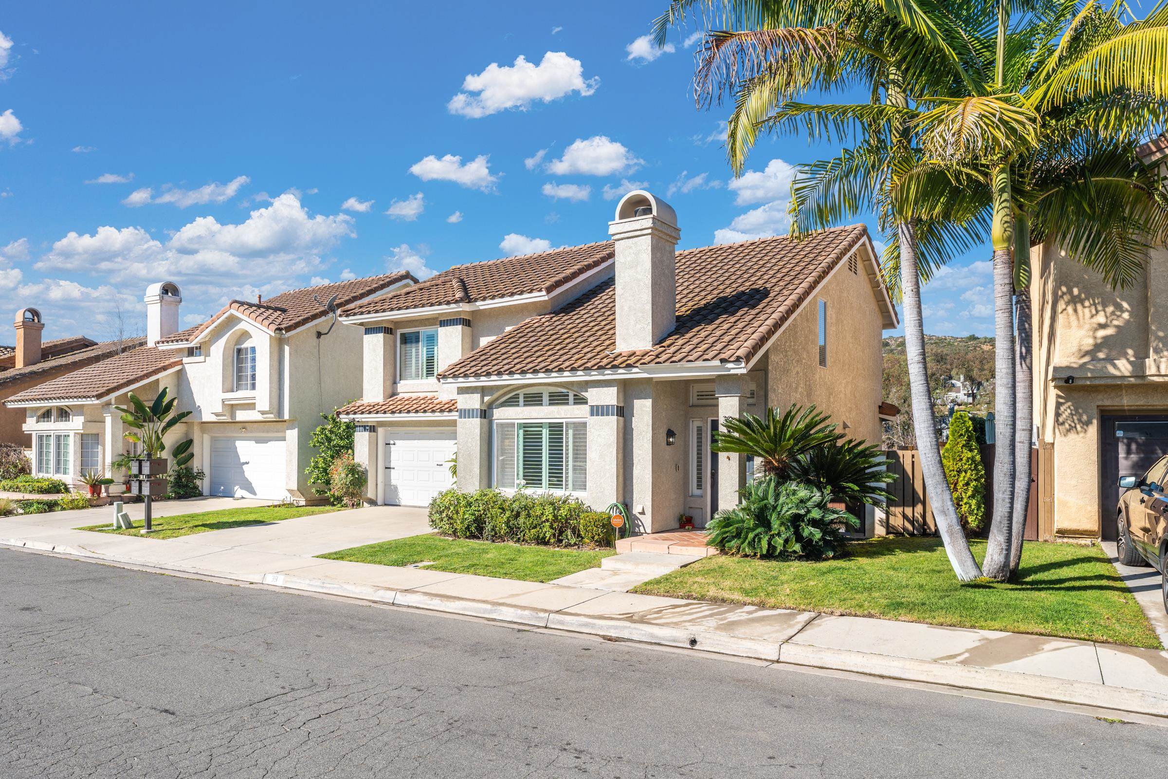 Detail Gallery Image 2 of 41 For 39 Songbird Ln, Aliso Viejo,  CA 92656 - 3 Beds | 2/1 Baths