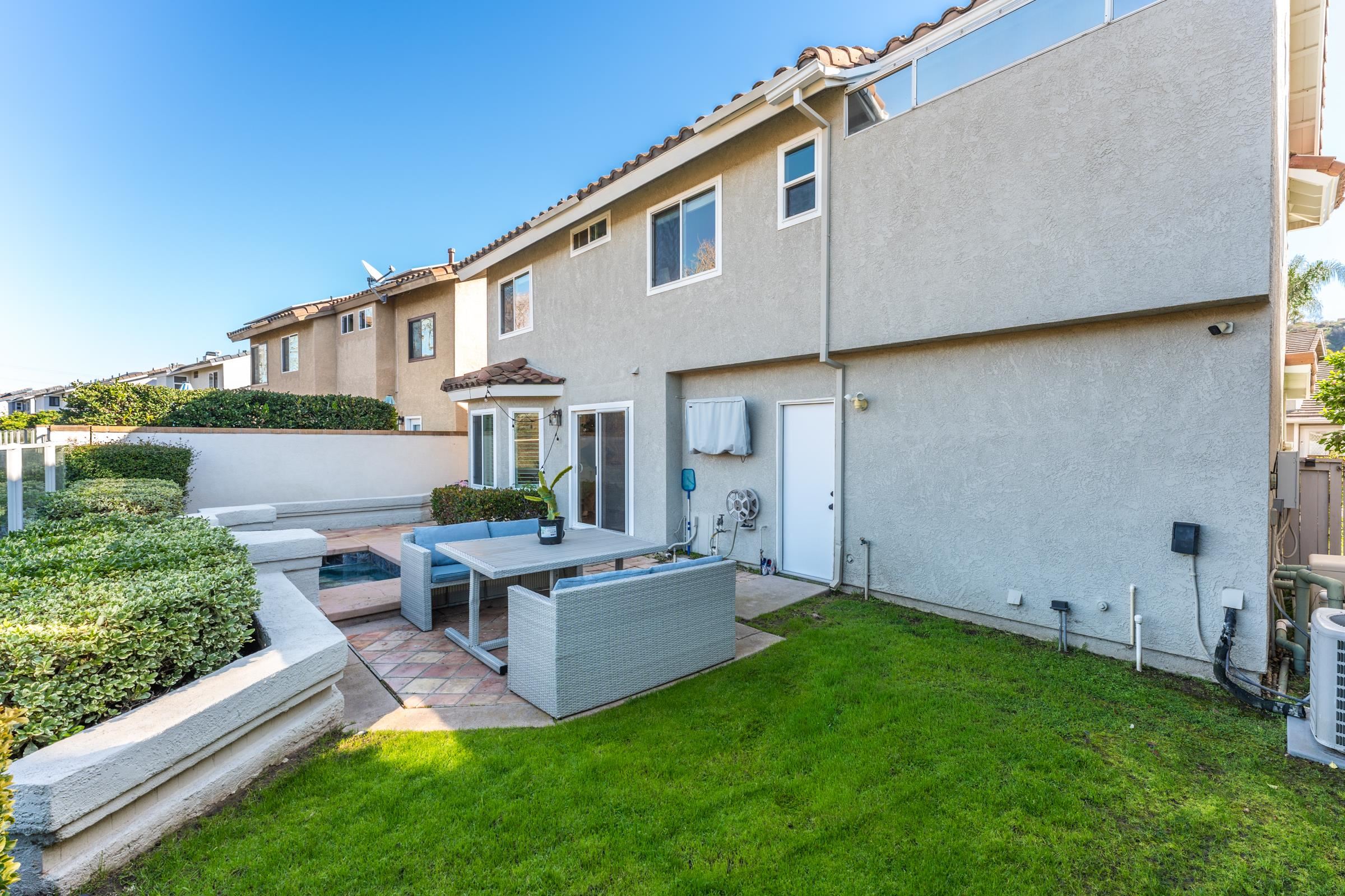 Detail Gallery Image 34 of 41 For 39 Songbird Ln, Aliso Viejo,  CA 92656 - 3 Beds | 2/1 Baths