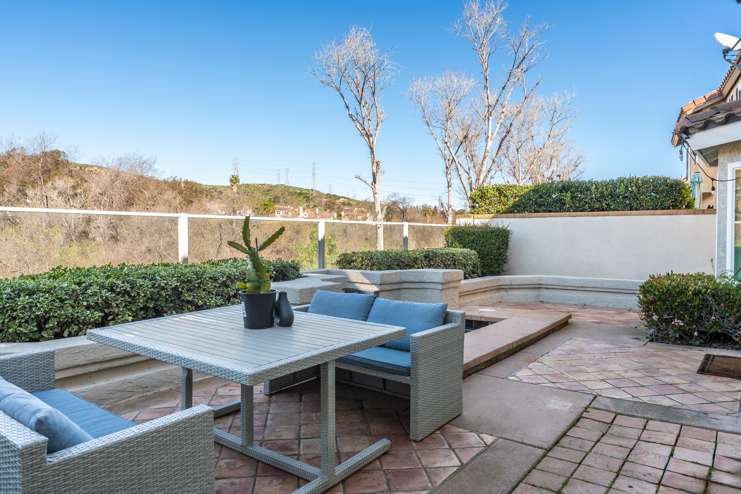 Detail Gallery Image 35 of 41 For 39 Songbird Ln, Aliso Viejo,  CA 92656 - 3 Beds | 2/1 Baths