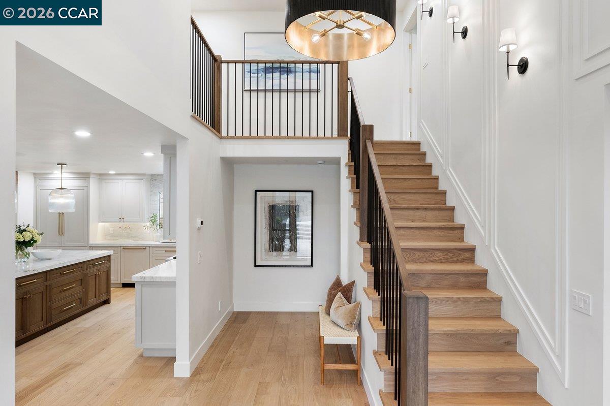 Detail Gallery Image 4 of 54 For 1 Waverly Ct, Alamo,  CA 94507 - 5 Beds | 4/1 Baths