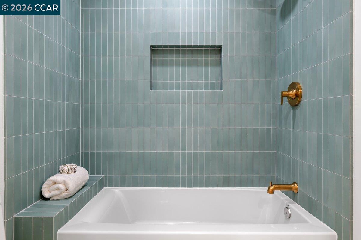 Detail Gallery Image 39 of 54 For 1 Waverly Ct, Alamo,  CA 94507 - 5 Beds | 4/1 Baths