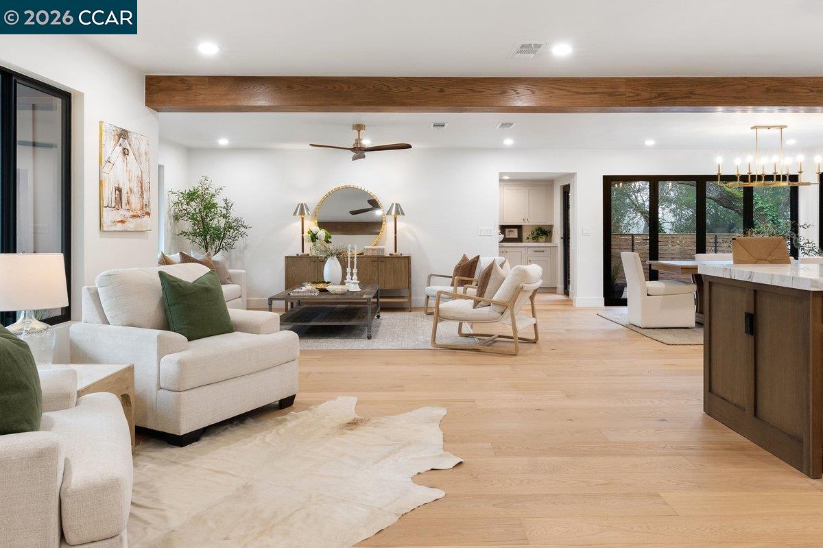 Detail Gallery Image 5 of 54 For 1 Waverly Ct, Alamo,  CA 94507 - 5 Beds | 4/1 Baths