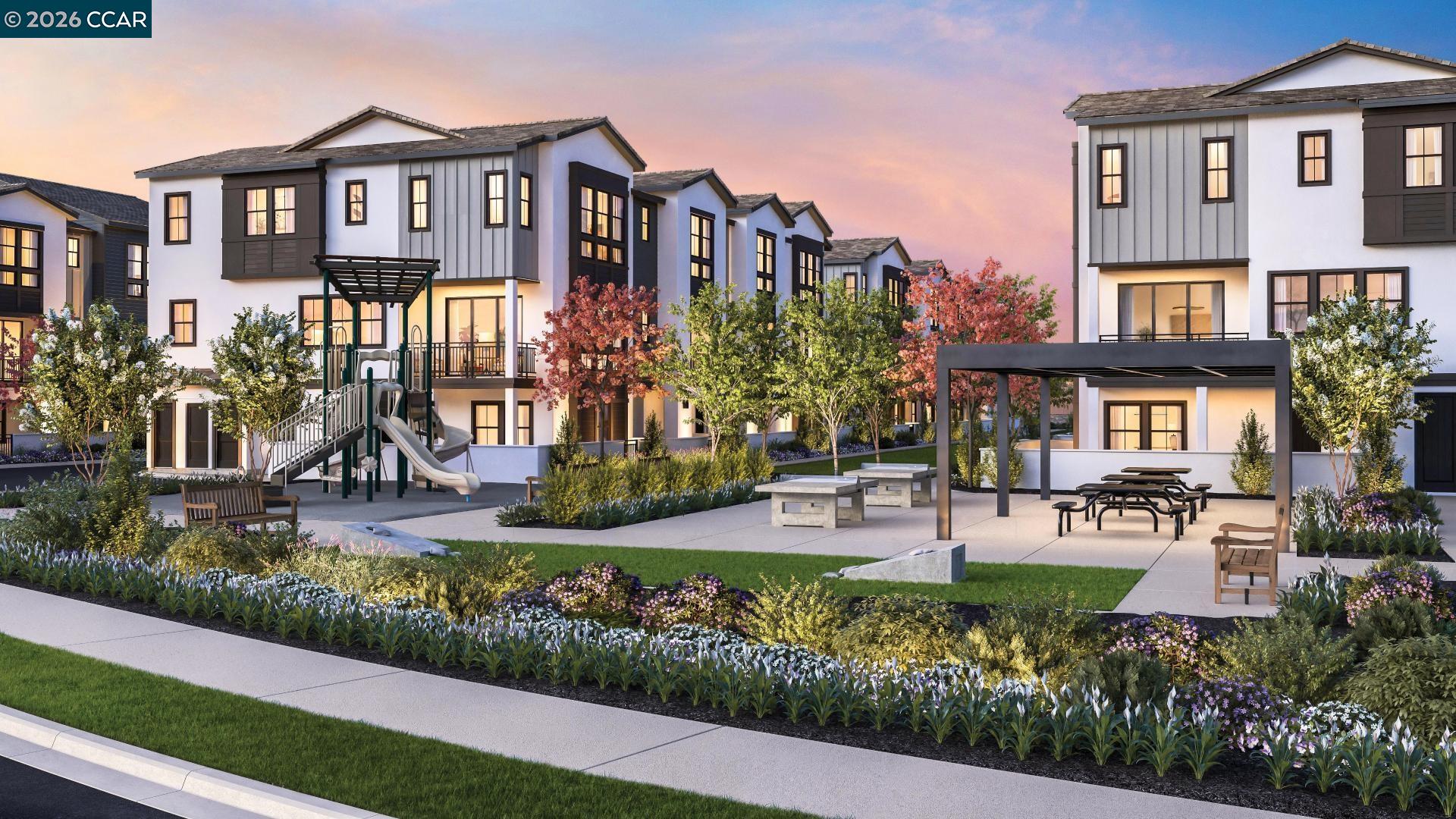 Detail Gallery Image 12 of 14 For 19625 Juniper Loop, Morgan Hill,  CA 95037 - 4 Beds | 3/1 Baths