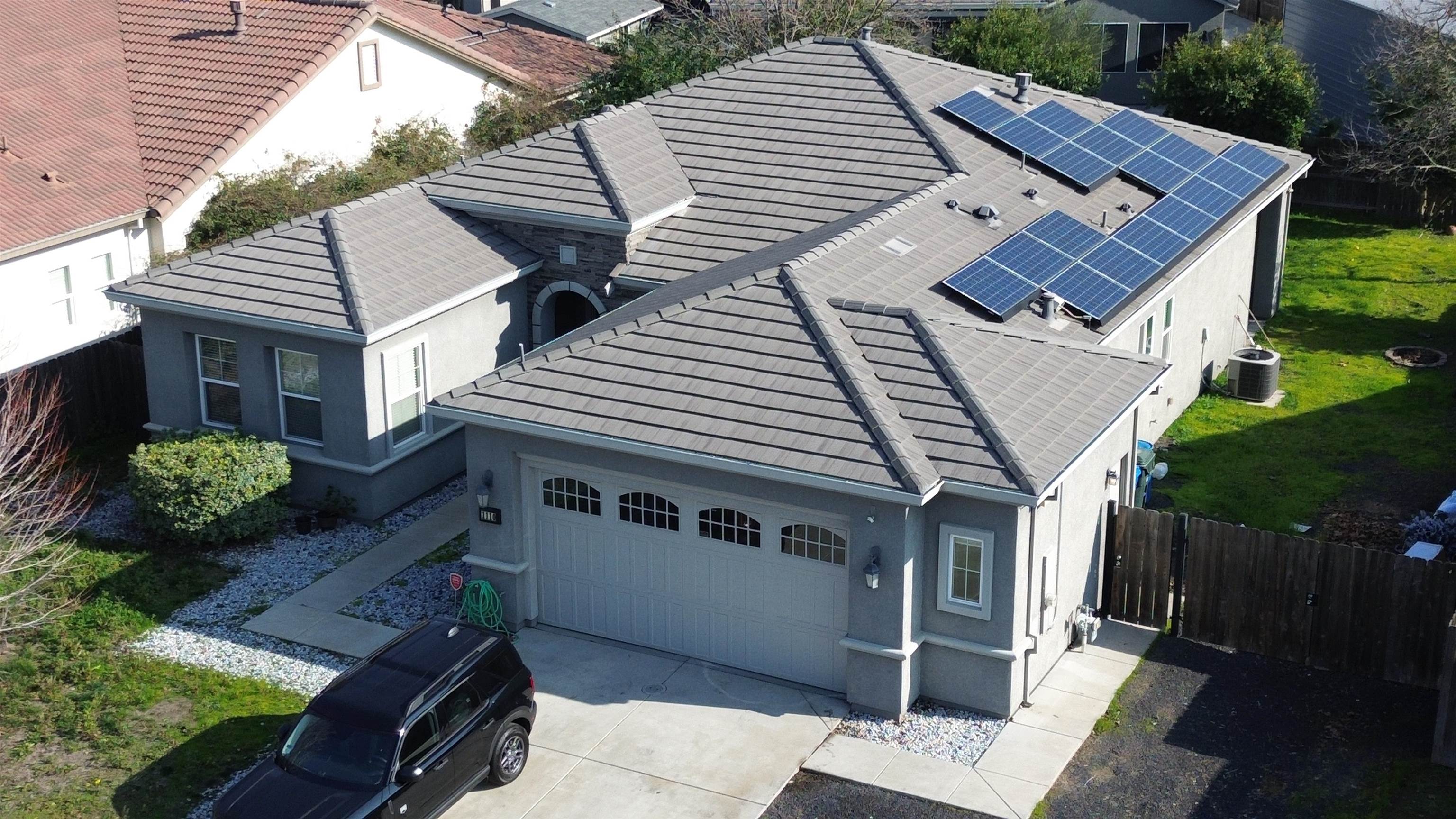 Detail Gallery Image 3 of 10 For 1110 Clearwater Creek Blvd, Manteca,  CA 95336 - 3 Beds | 2 Baths