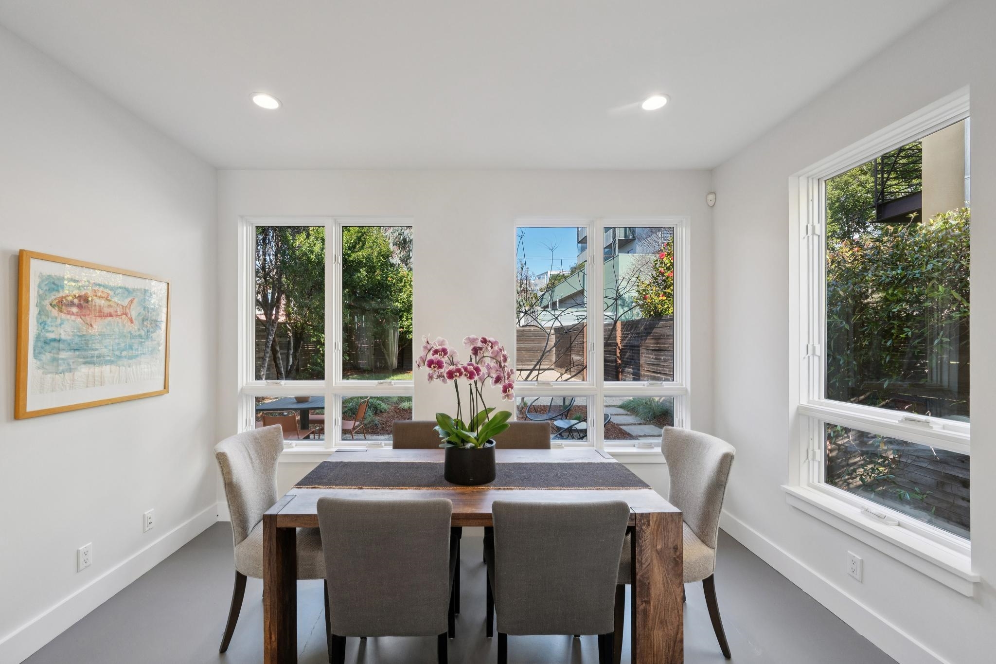 Detail Gallery Image 17 of 60 For 1126 Ocean Avenue, Oakland,  CA 94608 - 2 Beds | 2/1 Baths