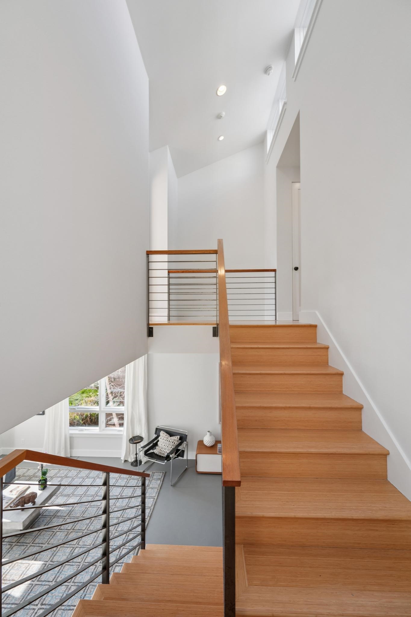 Detail Gallery Image 26 of 60 For 1126 Ocean Avenue, Oakland,  CA 94608 - 2 Beds | 2/1 Baths