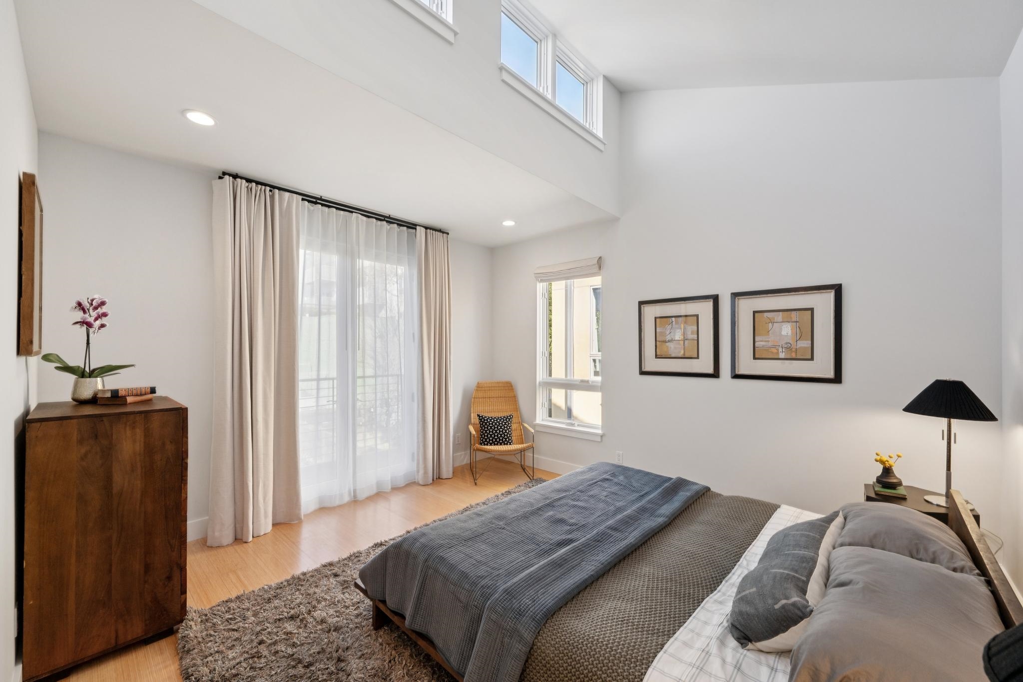 Detail Gallery Image 31 of 60 For 1126 Ocean Avenue, Oakland,  CA 94608 - 2 Beds | 2/1 Baths