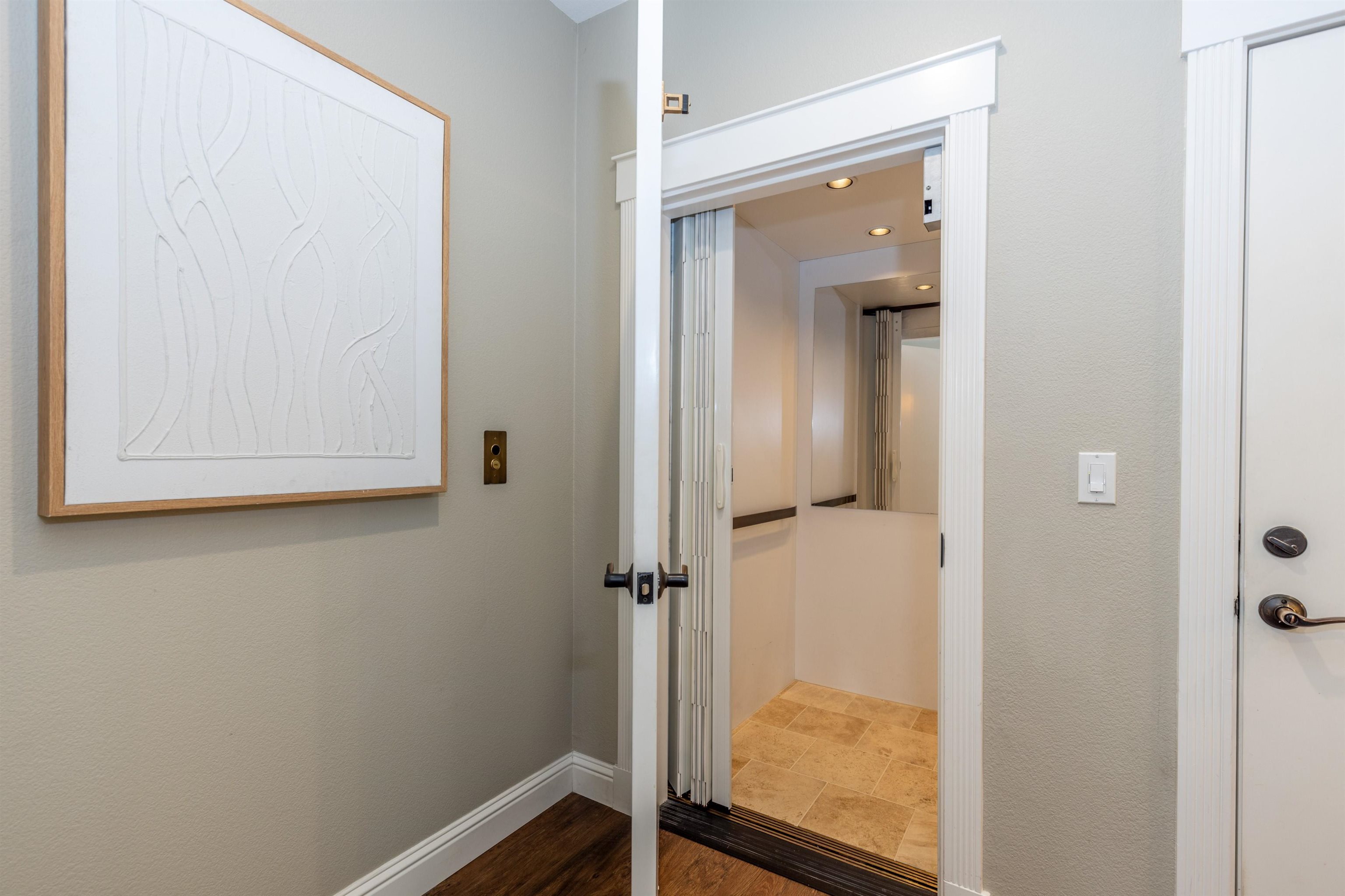 Photo #15: 41122304 Listing: Photo #15