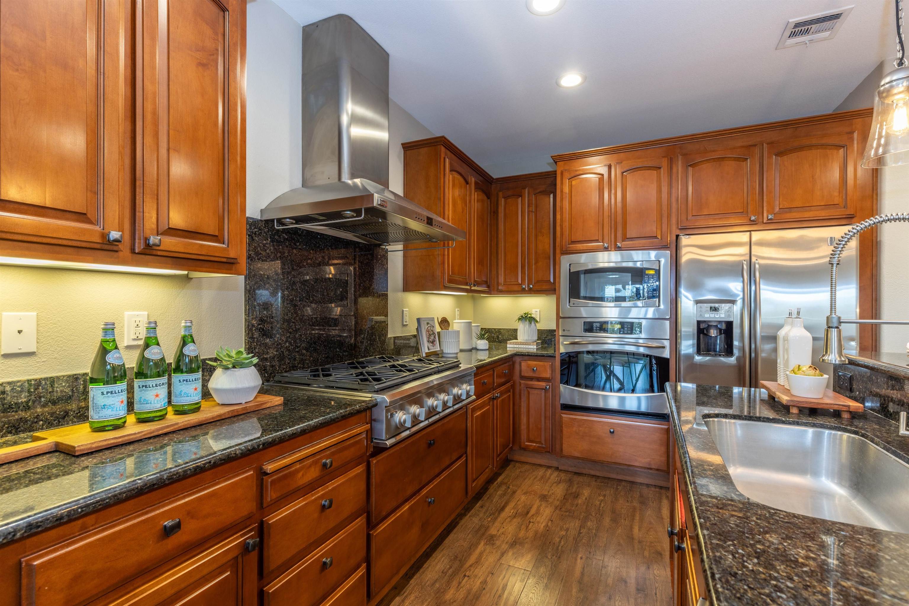 Photo #4: 41122304 Listing: Photo #4