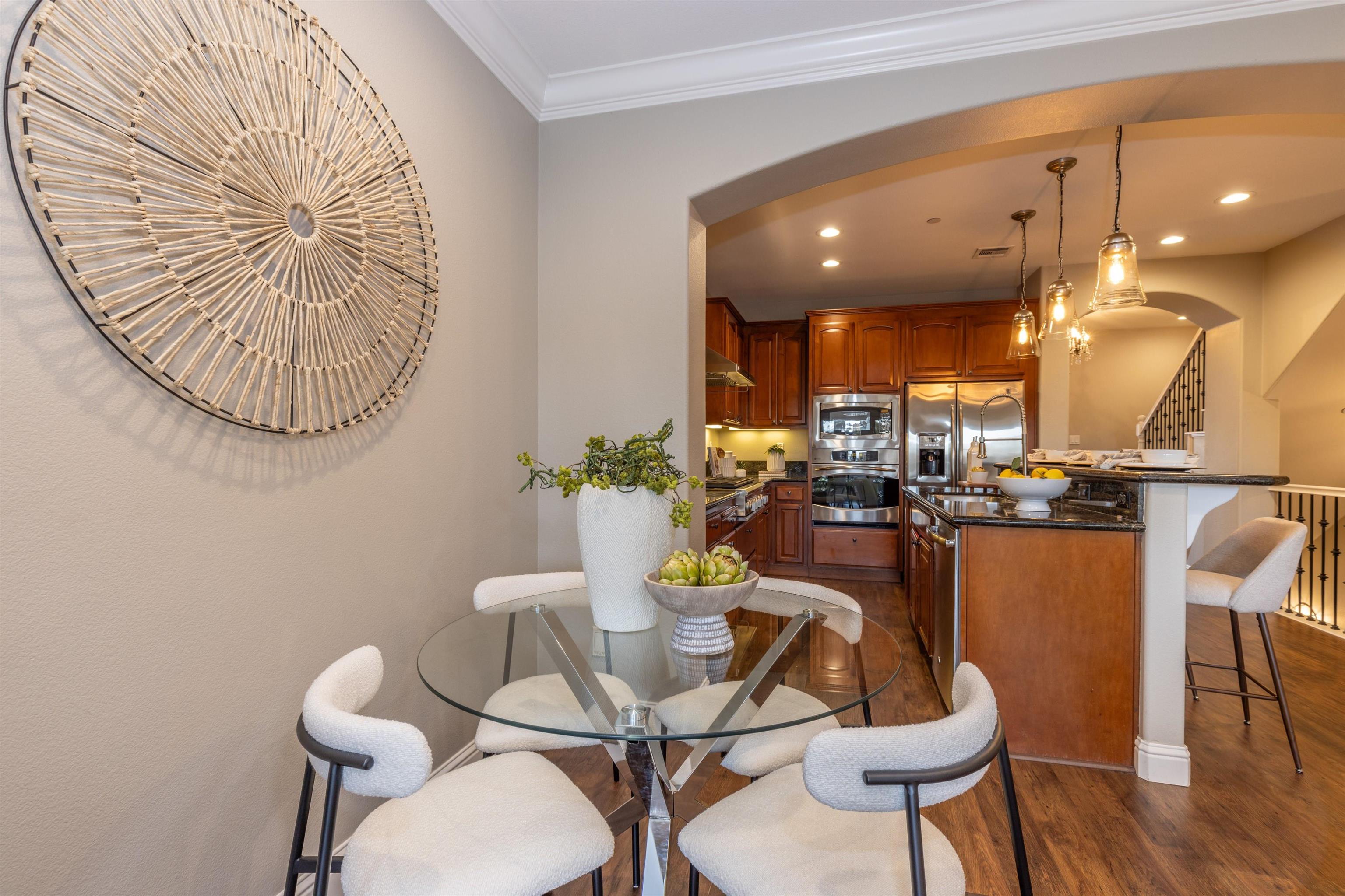 Photo #6: 41122304 Listing: Photo #6