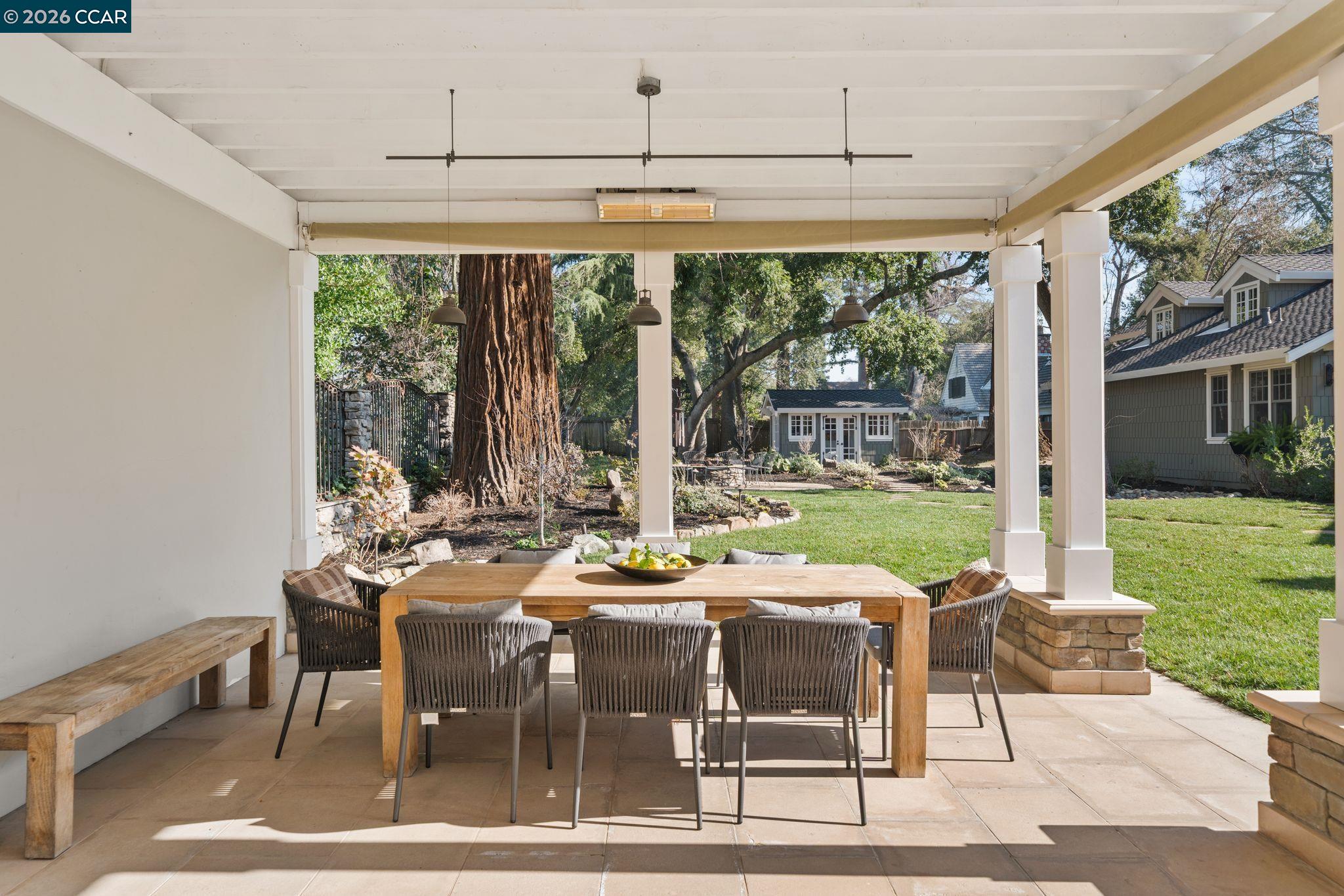 Detail Gallery Image 16 of 60 For 1749 Alameda Diablo, Diablo,  CA 94528 - 6 Beds | 9/1 Baths