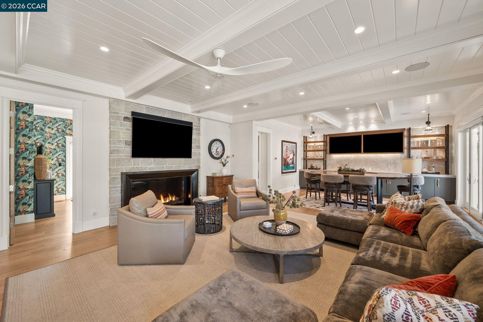 Detail Gallery Image 33 of 60 For 1749 Alameda Diablo, Diablo,  CA 94528 - 6 Beds | 9/1 Baths