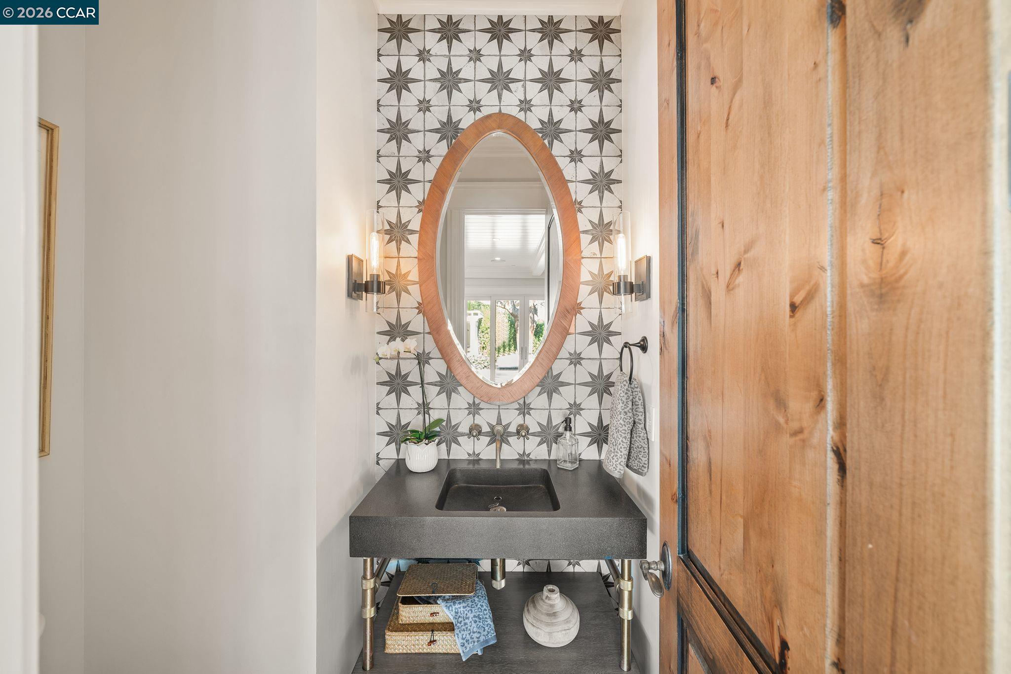 Detail Gallery Image 37 of 60 For 1749 Alameda Diablo, Diablo,  CA 94528 - 6 Beds | 9/1 Baths