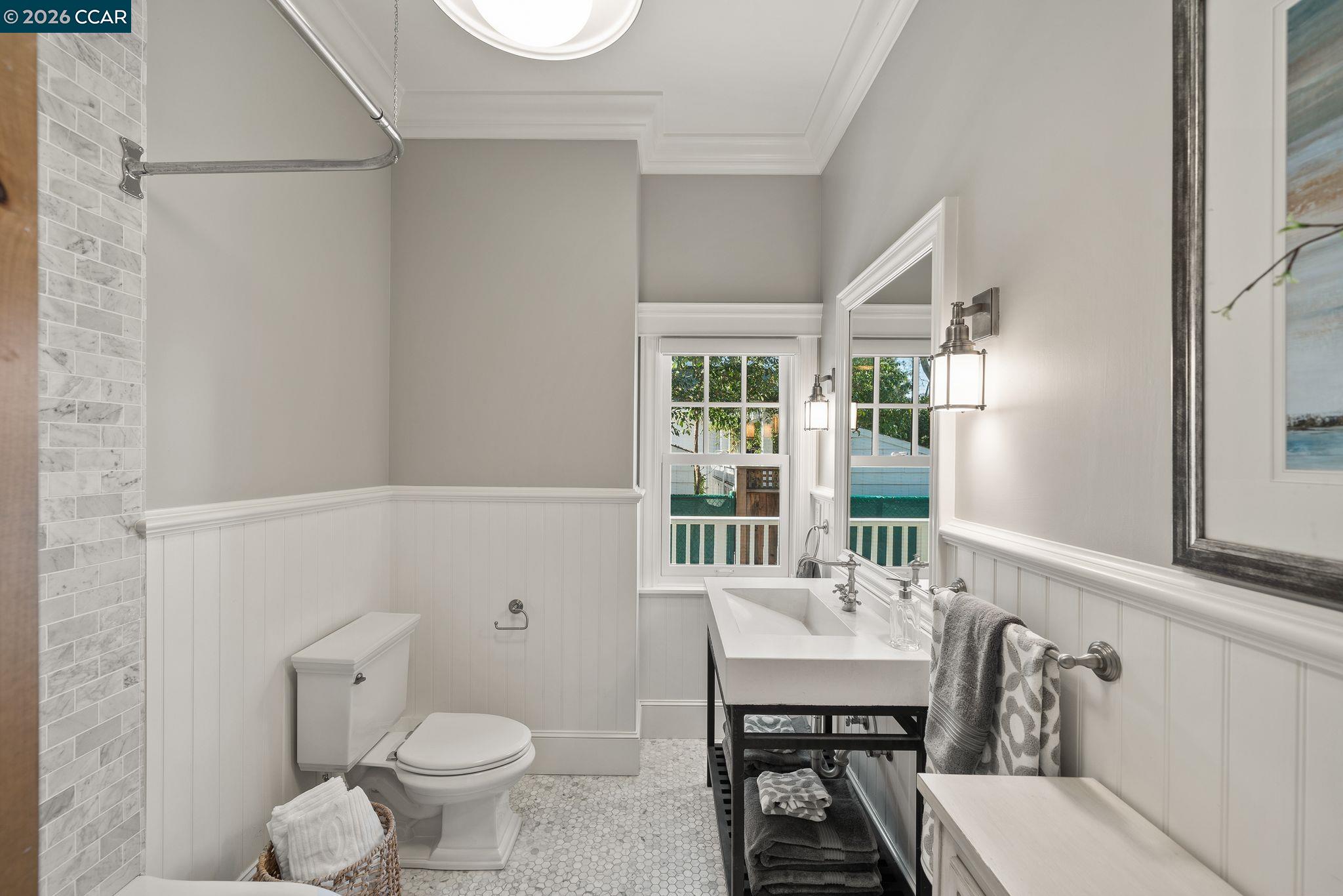 Detail Gallery Image 41 of 60 For 1749 Alameda Diablo, Diablo,  CA 94528 - 6 Beds | 9/1 Baths