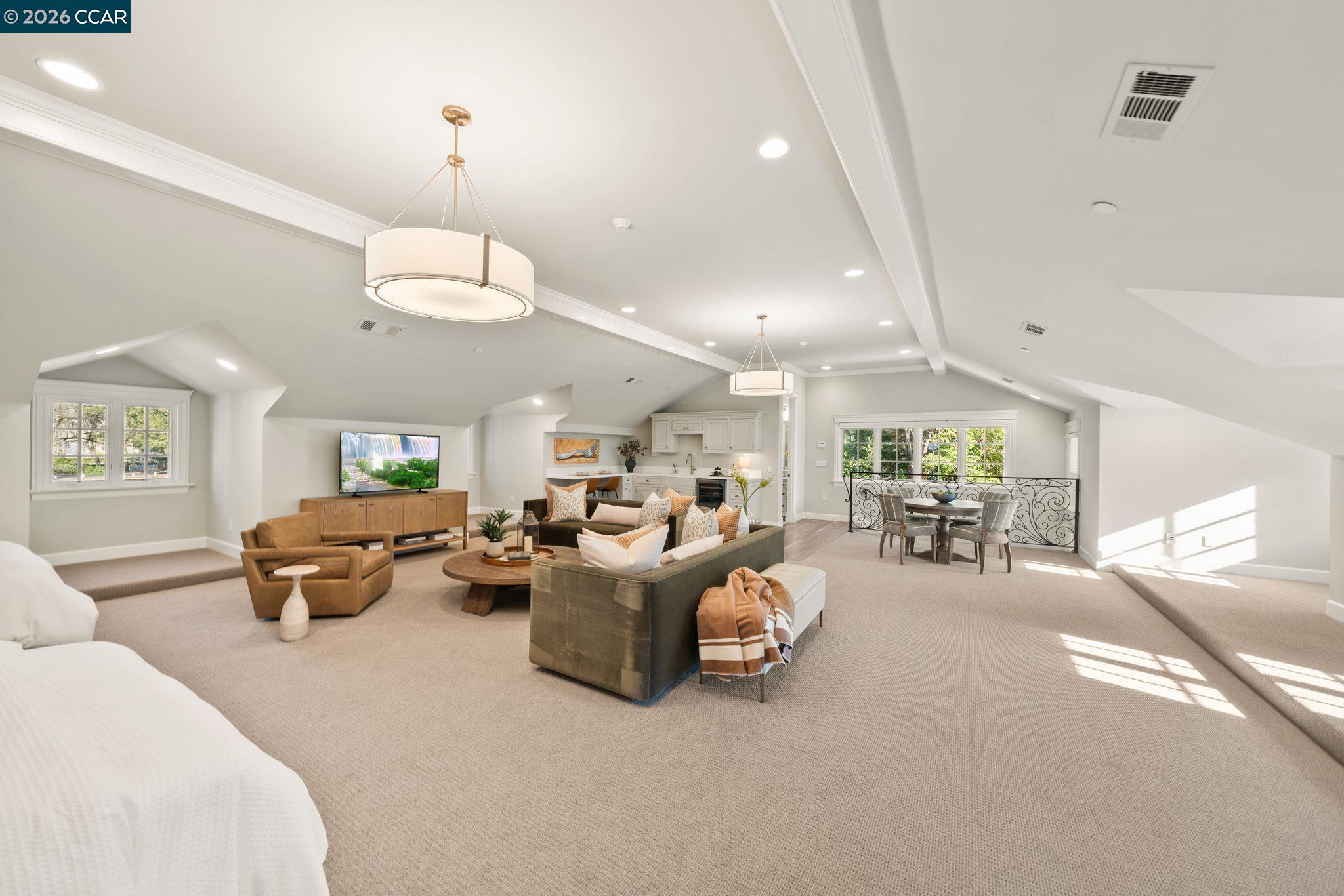 Detail Gallery Image 53 of 60 For 1749 Alameda Diablo, Diablo,  CA 94528 - 6 Beds | 9/1 Baths