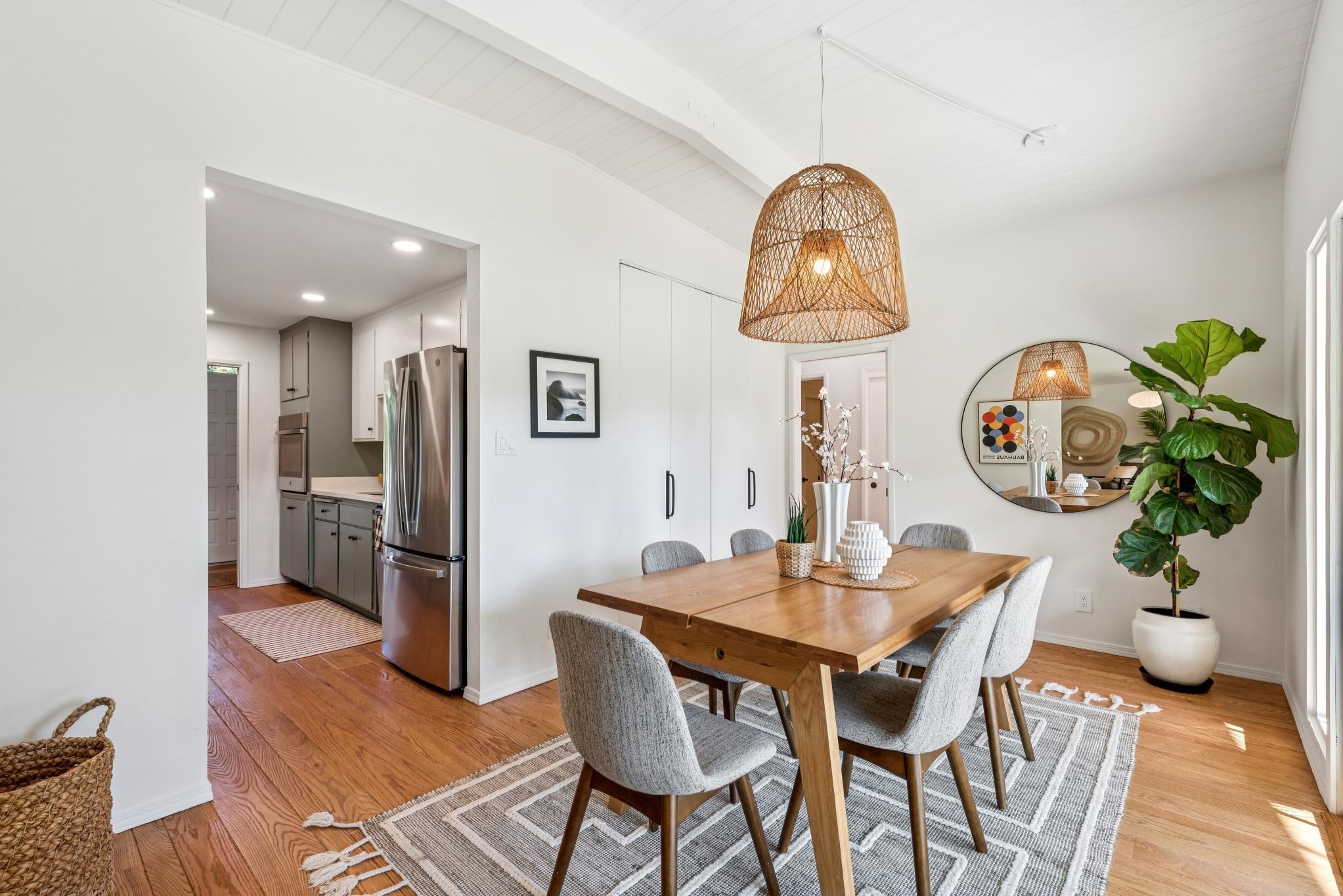 Detail Gallery Image 13 of 47 For 58 Arlington Ave, Kensington,  CA 94707 - 4 Beds | 2 Baths