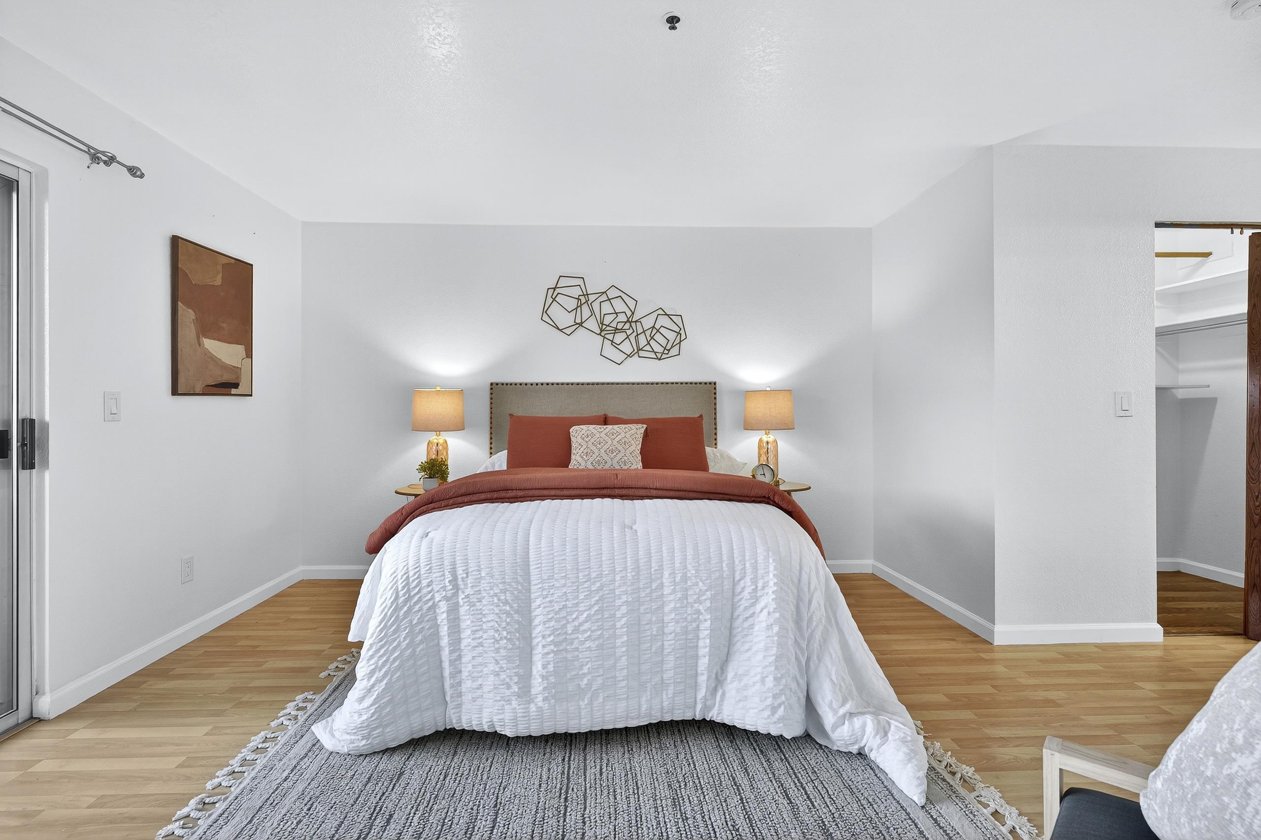 Photo #33: 41122308 Listing: Photo #33