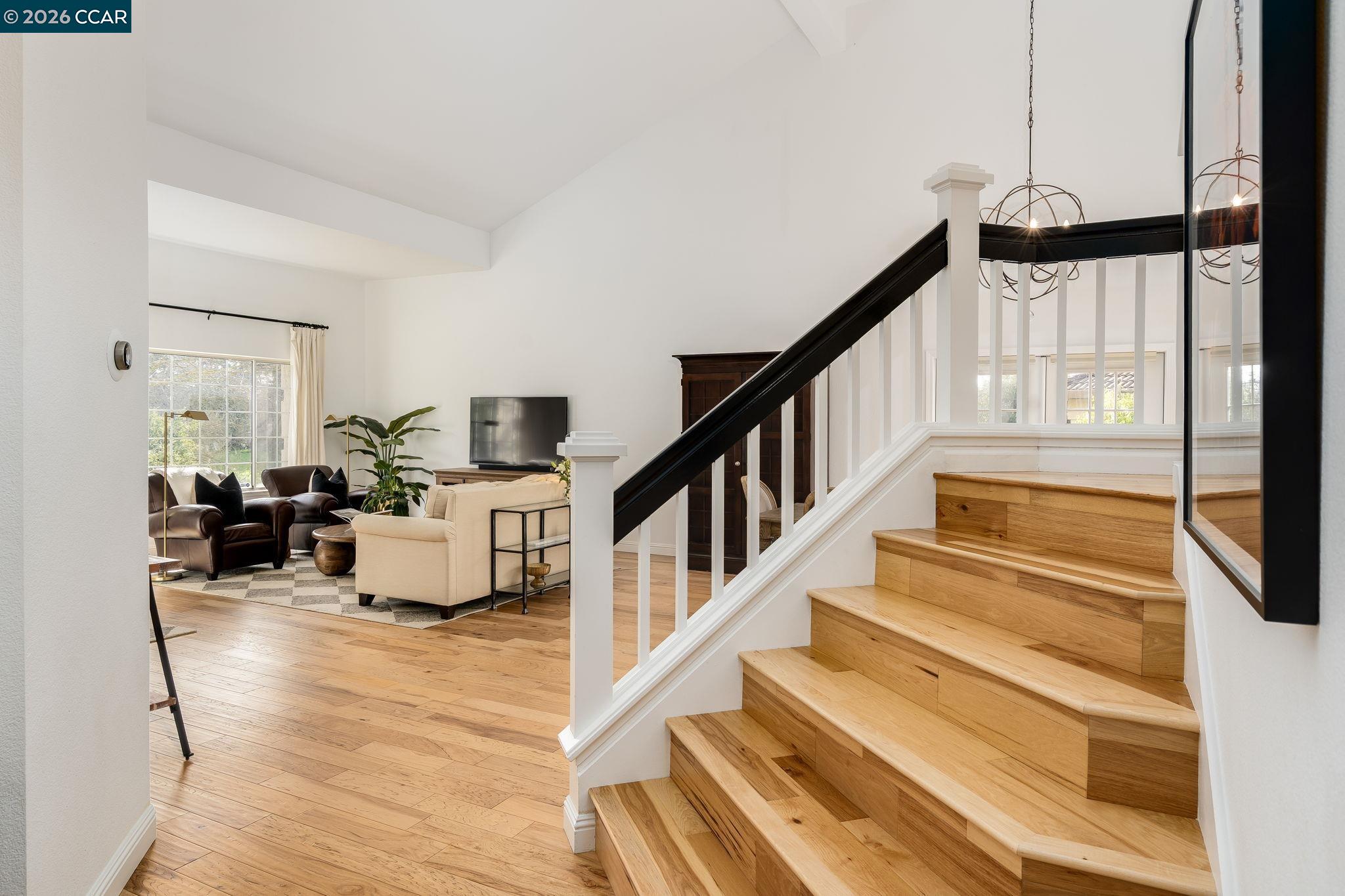 Detail Gallery Image 11 of 56 For 1057 Cheshire Cir, Danville,  CA 94506 - 4 Beds | 3 Baths