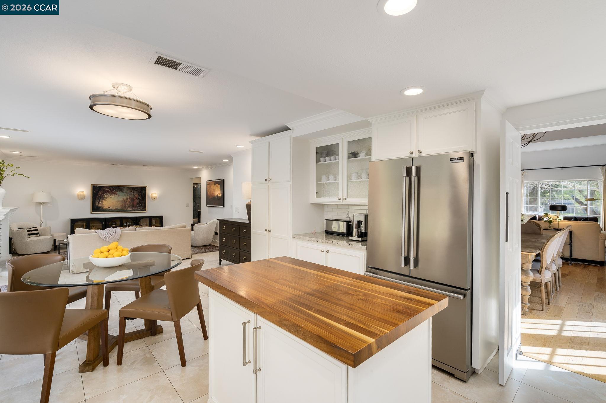 Detail Gallery Image 18 of 56 For 1057 Cheshire Cir, Danville,  CA 94506 - 4 Beds | 3 Baths