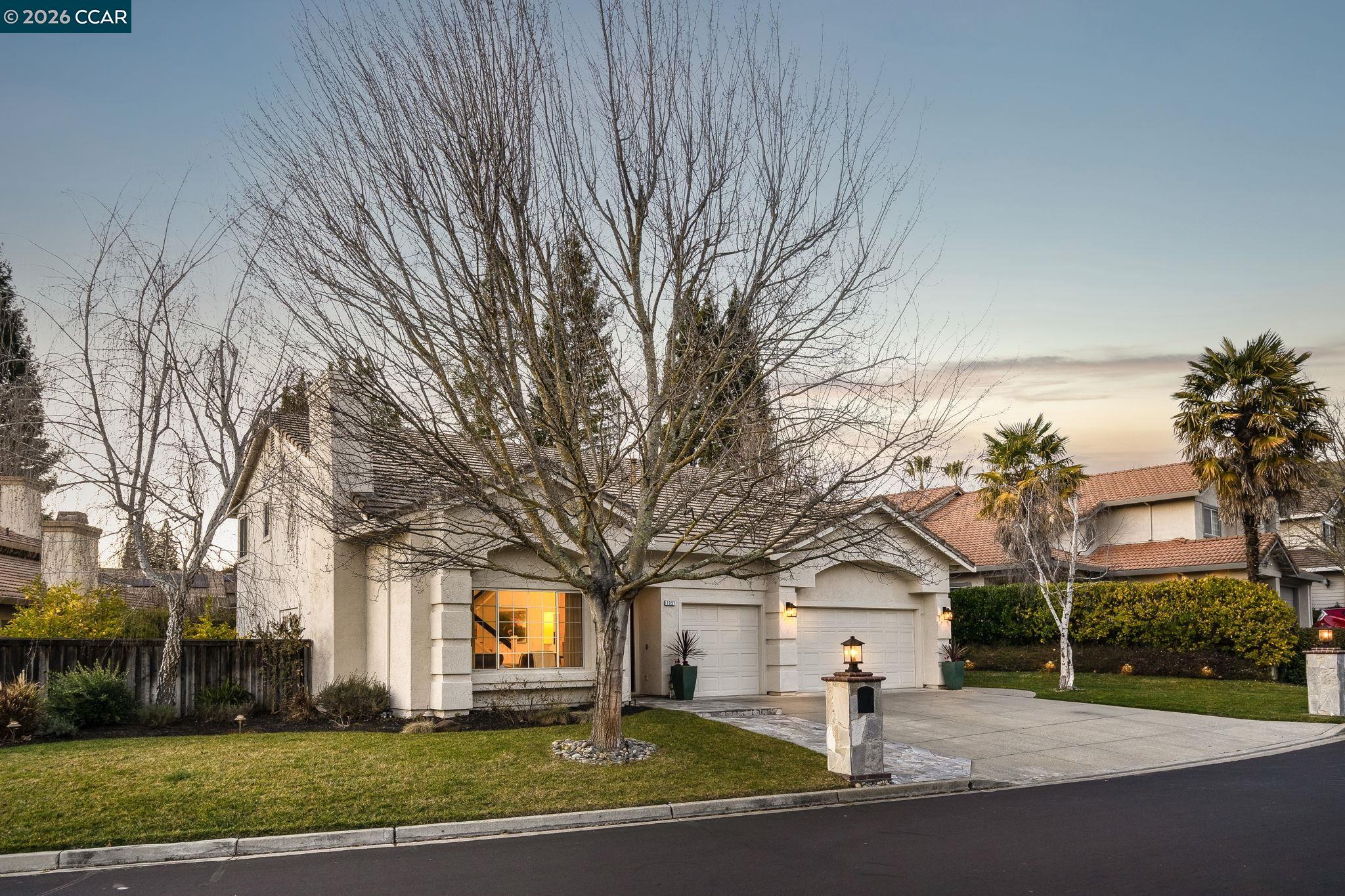 Detail Gallery Image 3 of 56 For 1057 Cheshire Cir, Danville,  CA 94506 - 4 Beds | 3 Baths