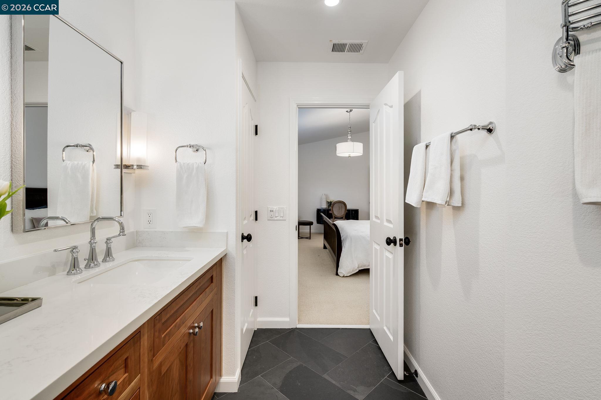 Detail Gallery Image 31 of 56 For 1057 Cheshire Cir, Danville,  CA 94506 - 4 Beds | 3 Baths