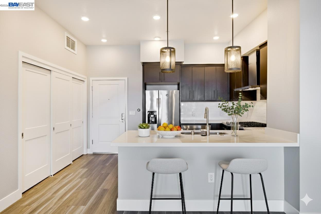 Photo #2: 41122310 Listing: Photo #2