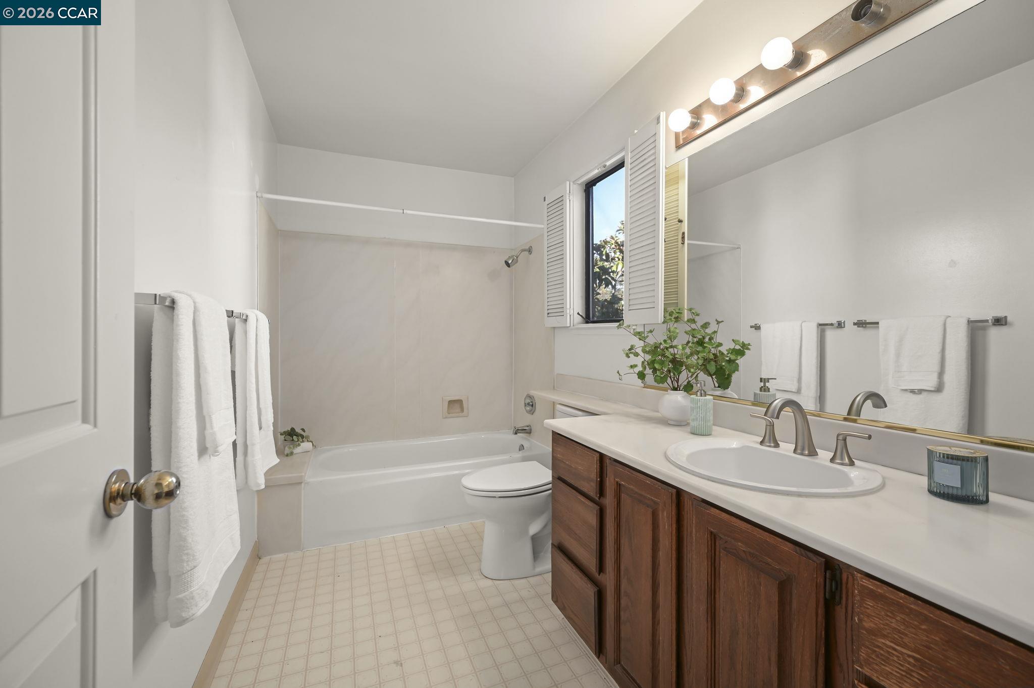 Photo #13: 41122312 Listing: Photo #13