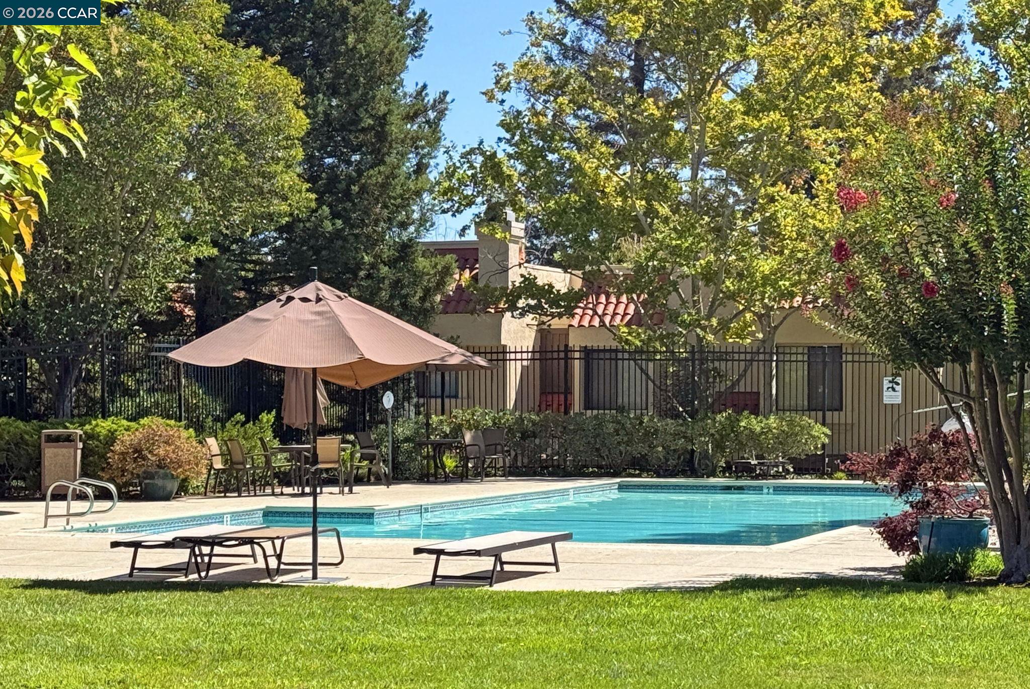 Photo #24: 41122312 Listing: Photo #24